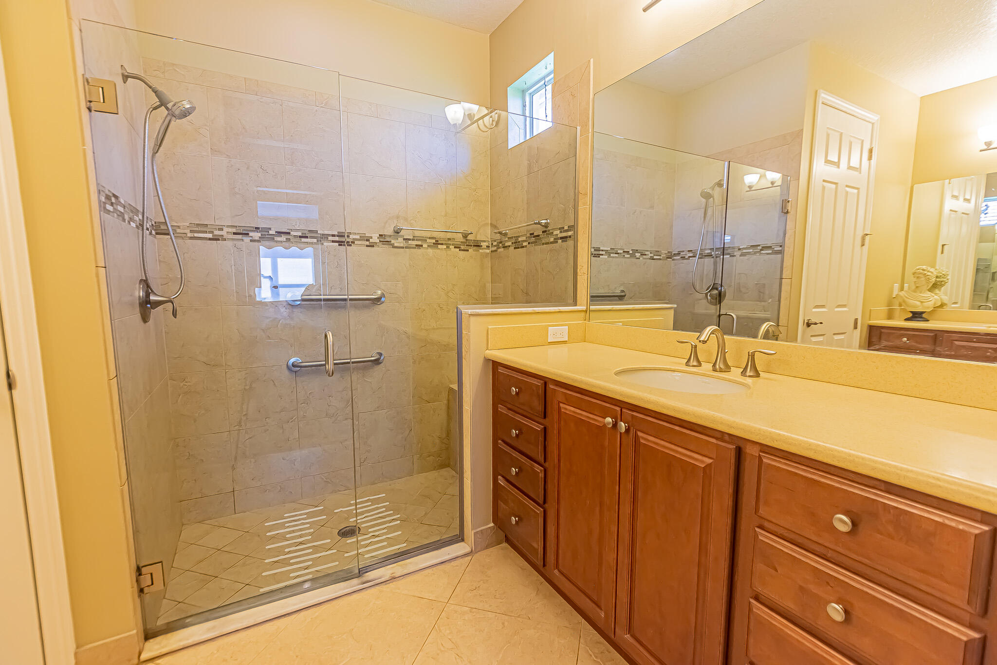 9612 Sw Gum Tree Court Property Photo 13
