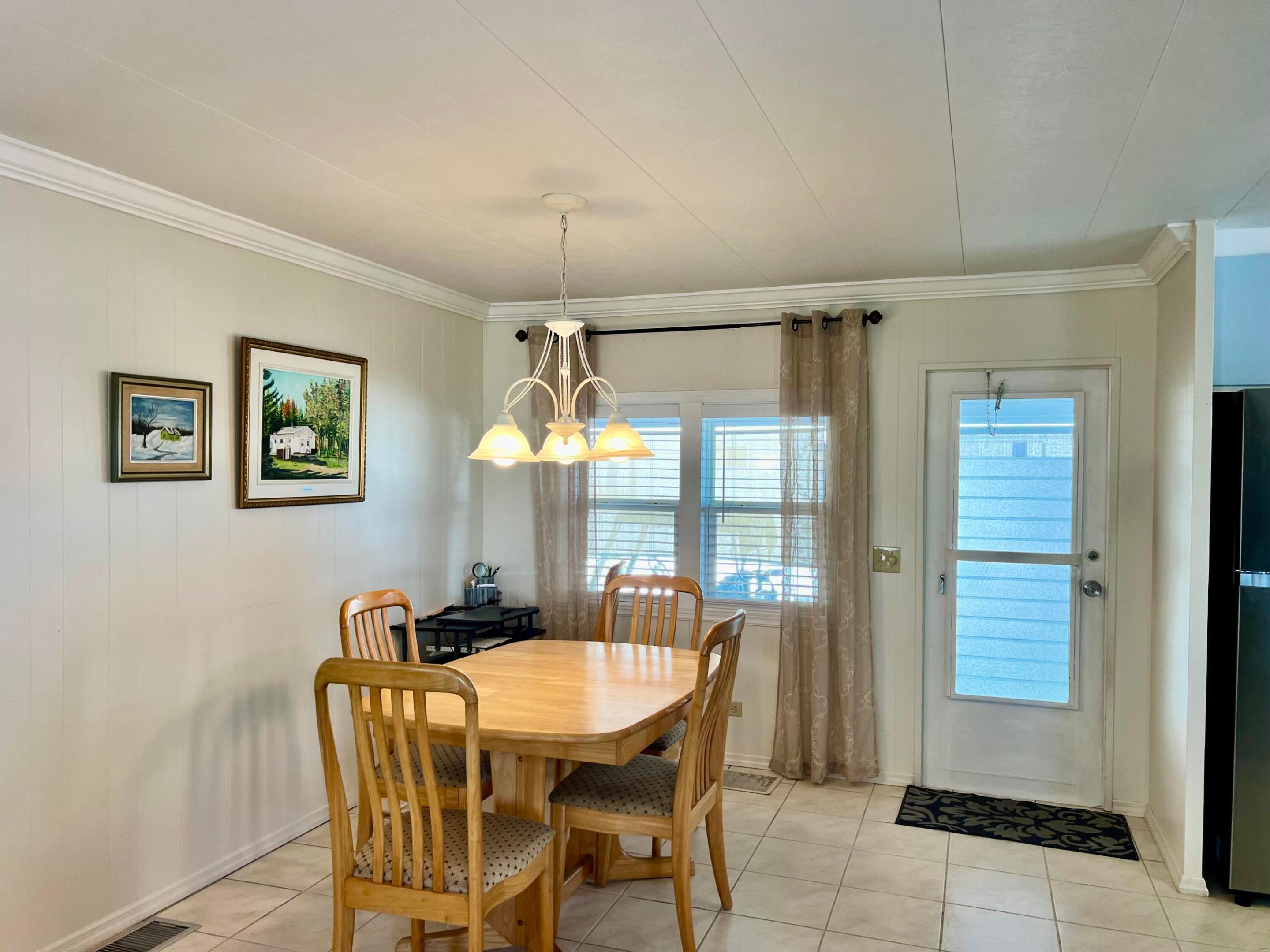 1552 S 33rd Road Property Photo 12