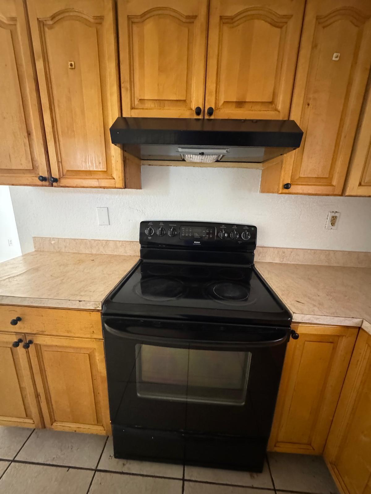 240 Nw 56th Street Property Photo 4