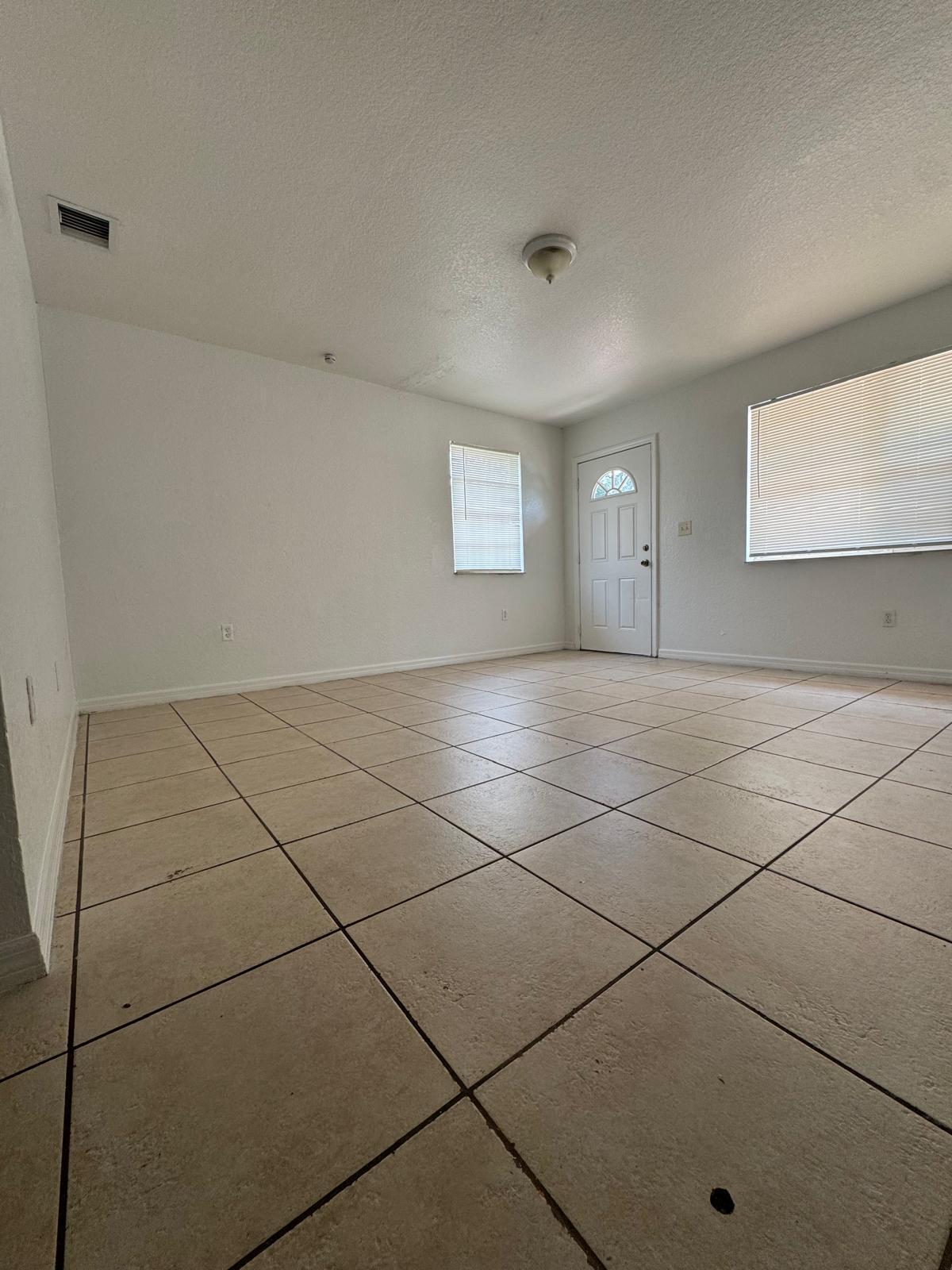 240 Nw 56th Street Property Photo 5