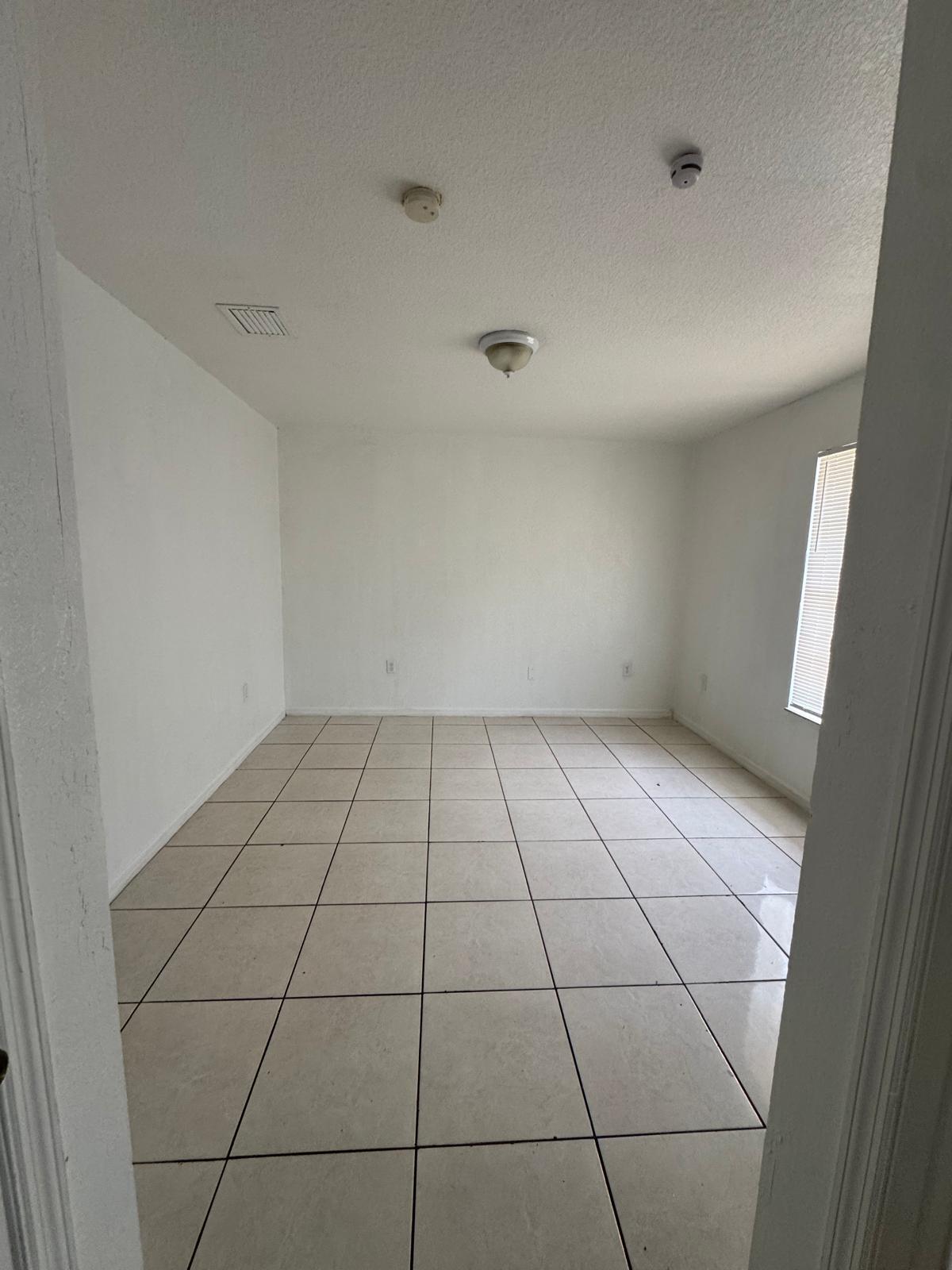 240 Nw 56th Street Property Photo 10
