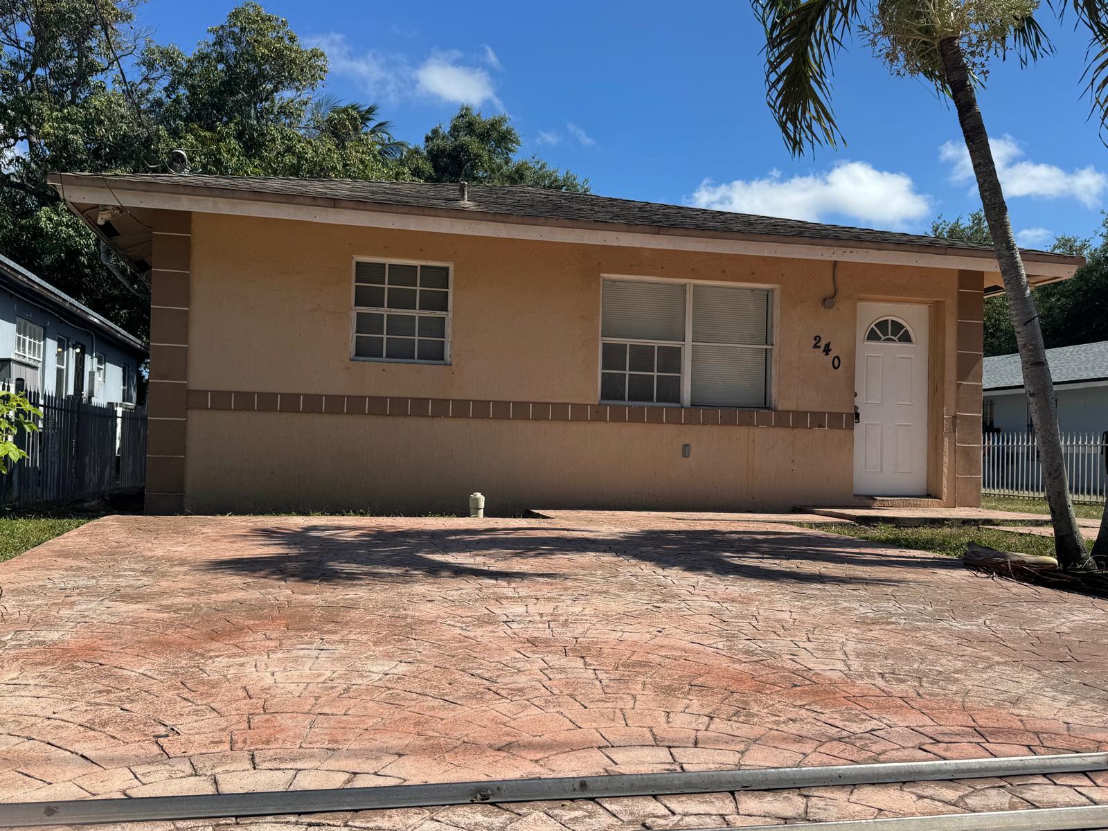 240 Nw 56th Street Property Photo 14