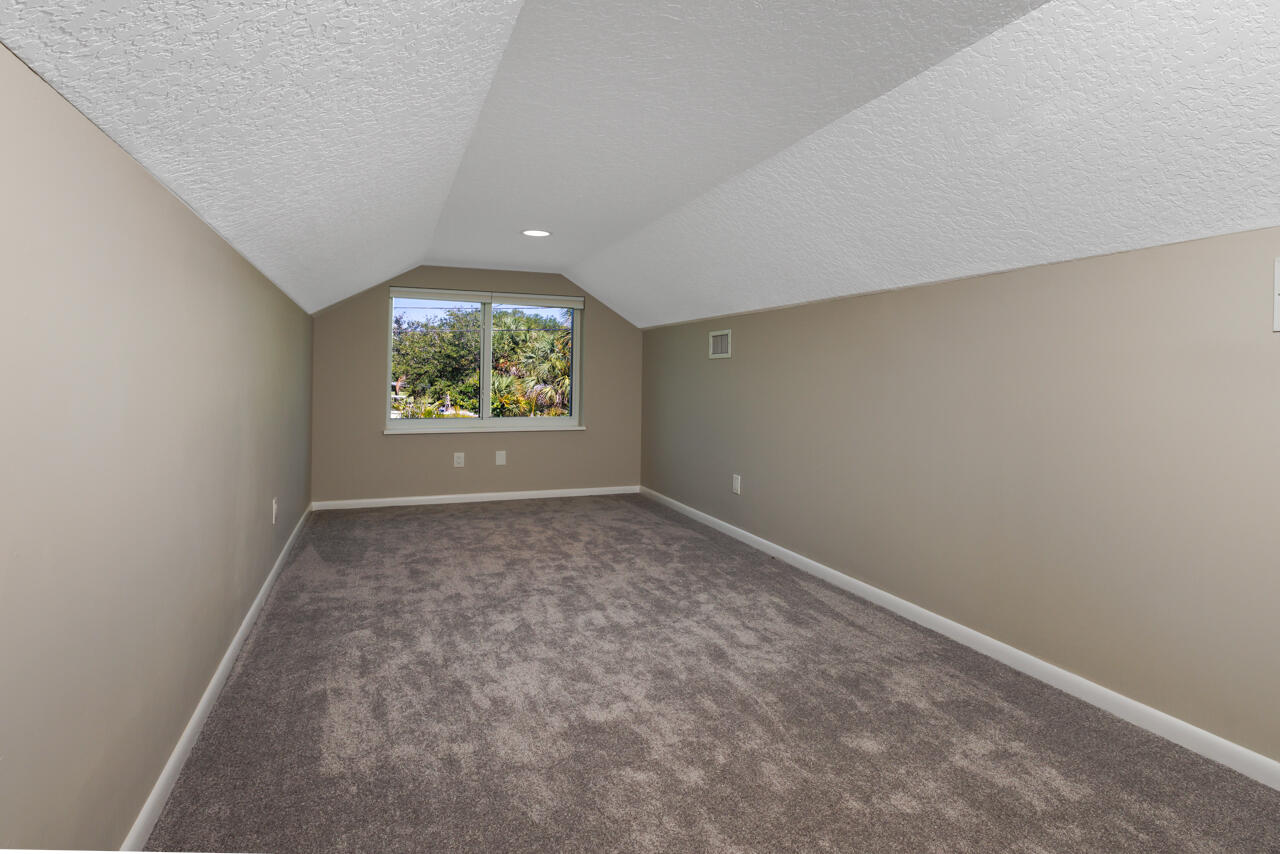 9200 Se Olympus Street Property Photo 25