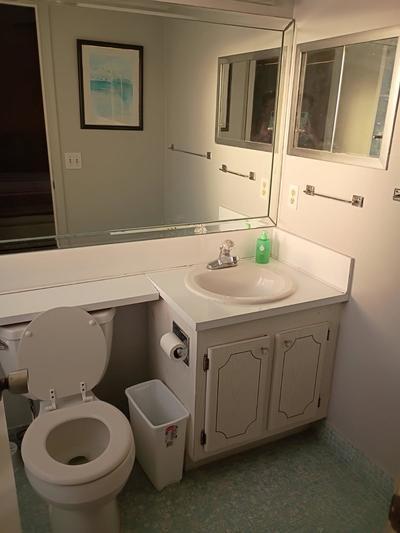 322 Windsor N 322 Property Photo 10