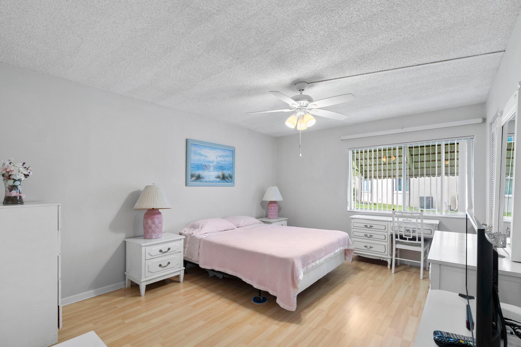 336 Pine Ridge Circle B-1 Property Photo 14