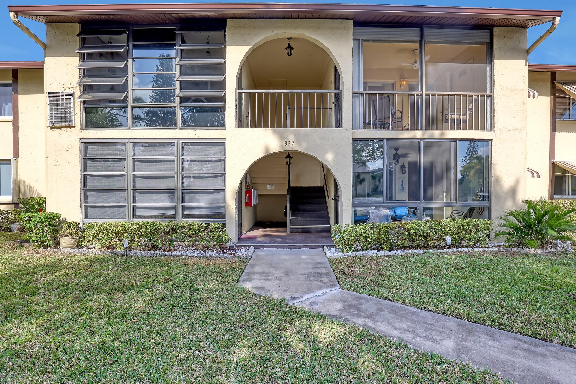 337 Pine Ridge Circle D-2 Property Photo 5