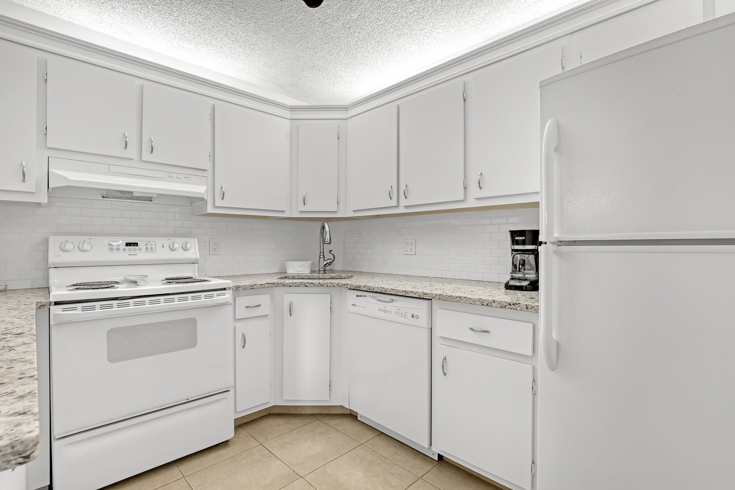 337 Pine Ridge Circle D-2 Property Photo 15