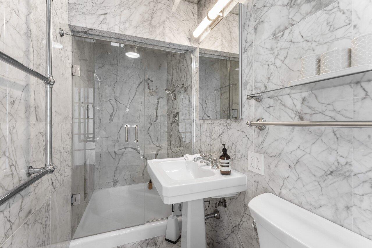 162 Peruvian Avenue Property Photo 8