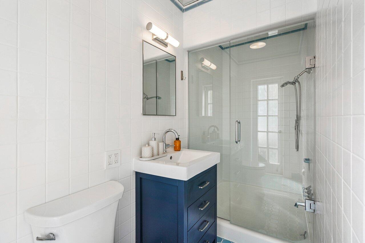 162 Peruvian Avenue Property Photo 13