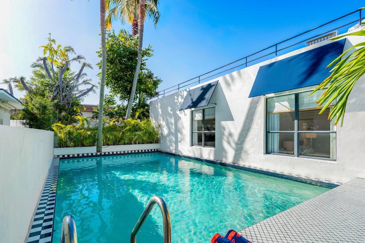 162 Peruvian Avenue Property Photo 26