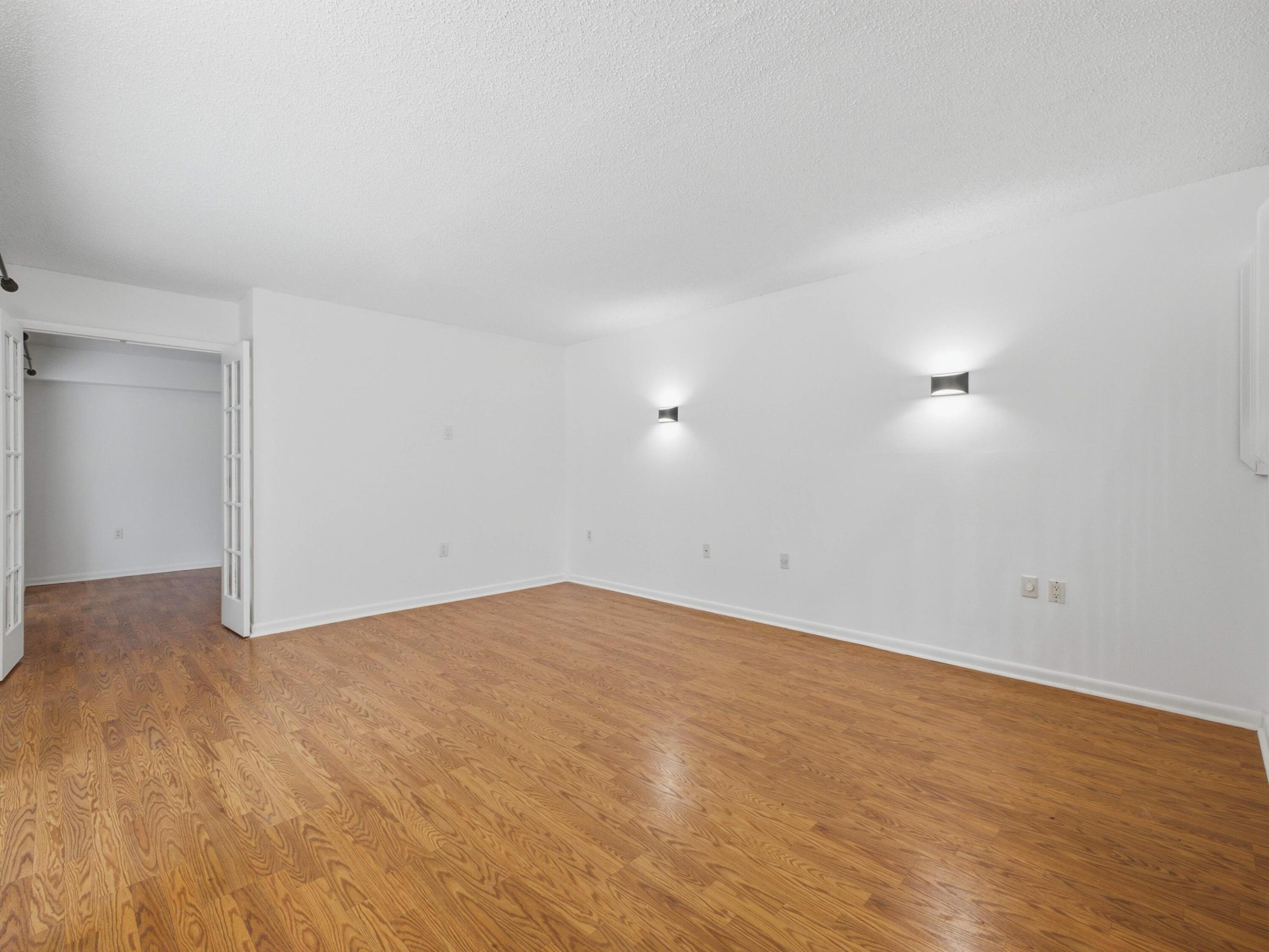 2213 22nd Lane Property Photo 10