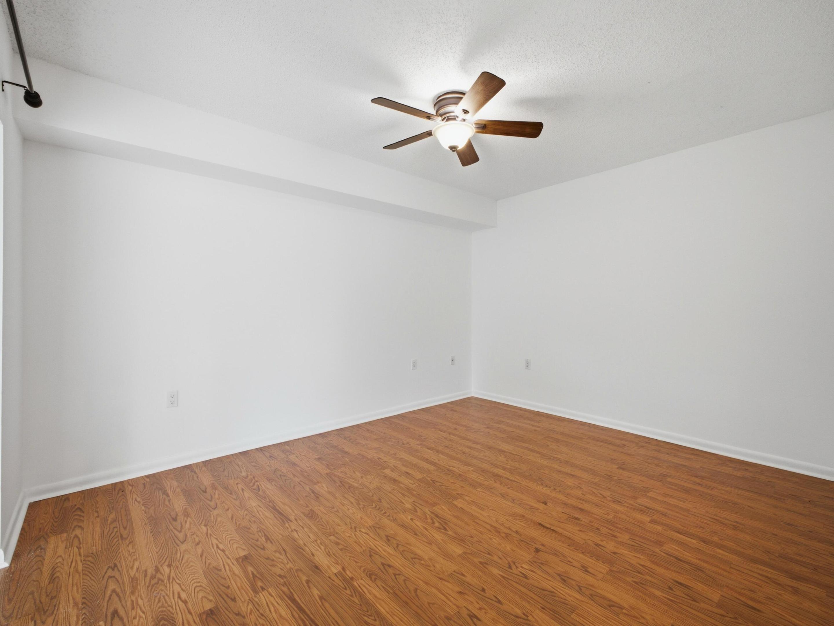 2213 22nd Lane Property Photo 17