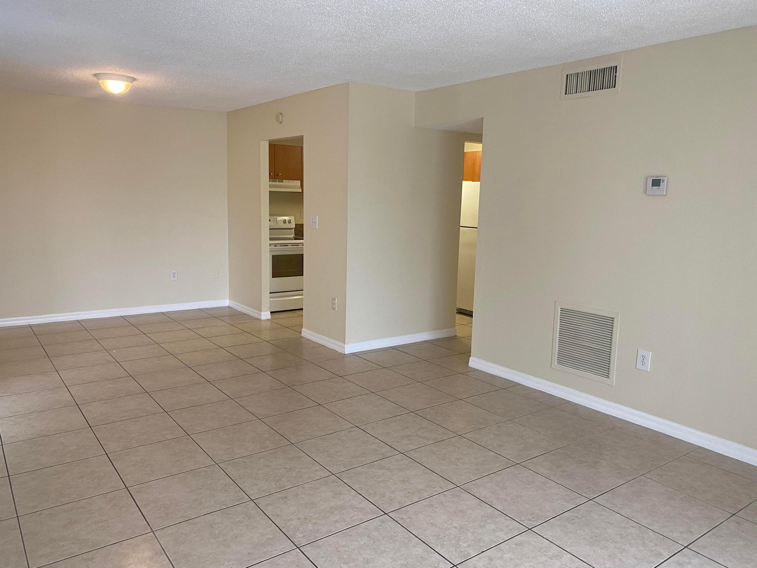 405 Executive Center Drive 208 Property Photo 4