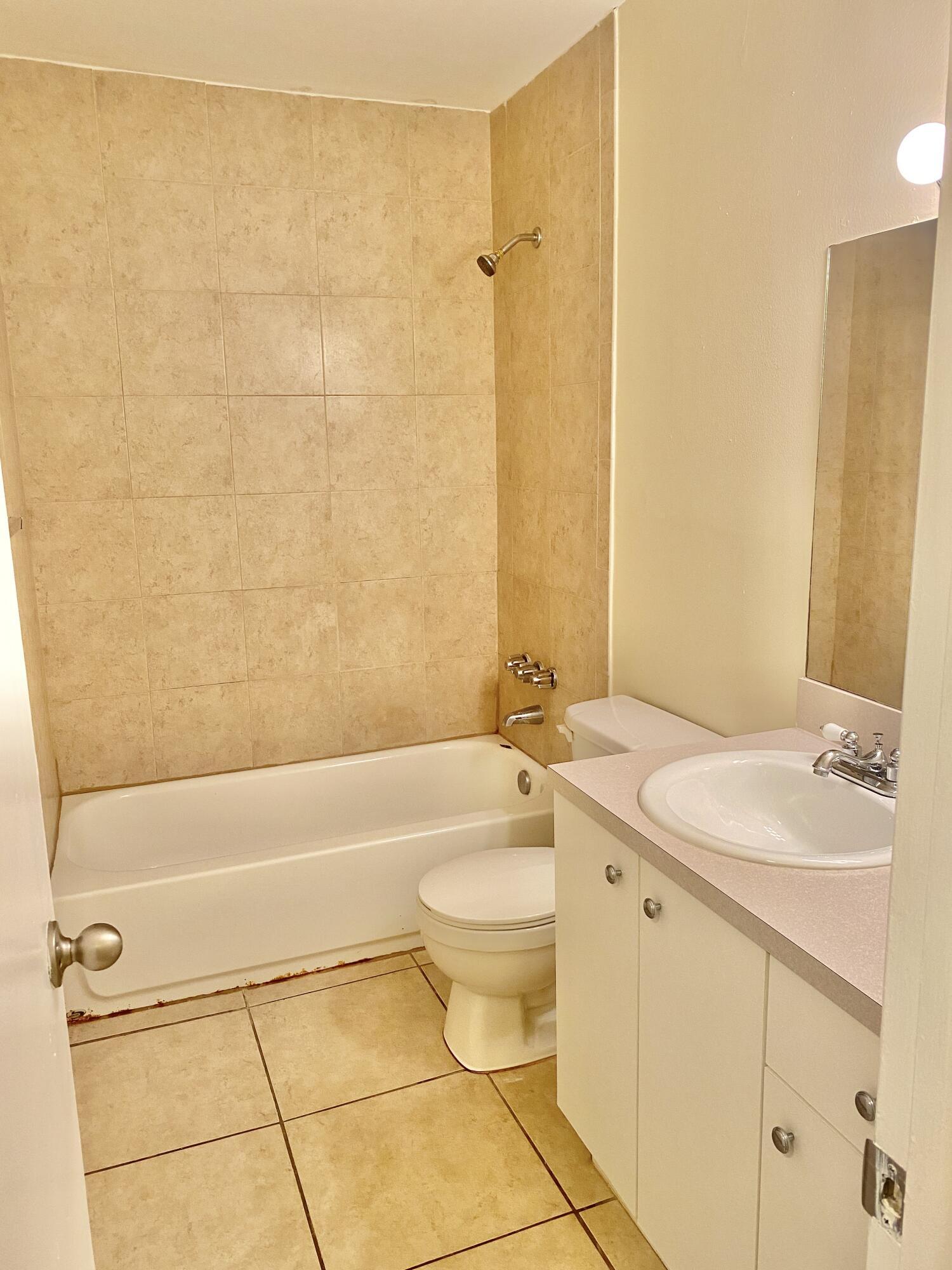 405 Executive Center Drive 208 Property Photo 14