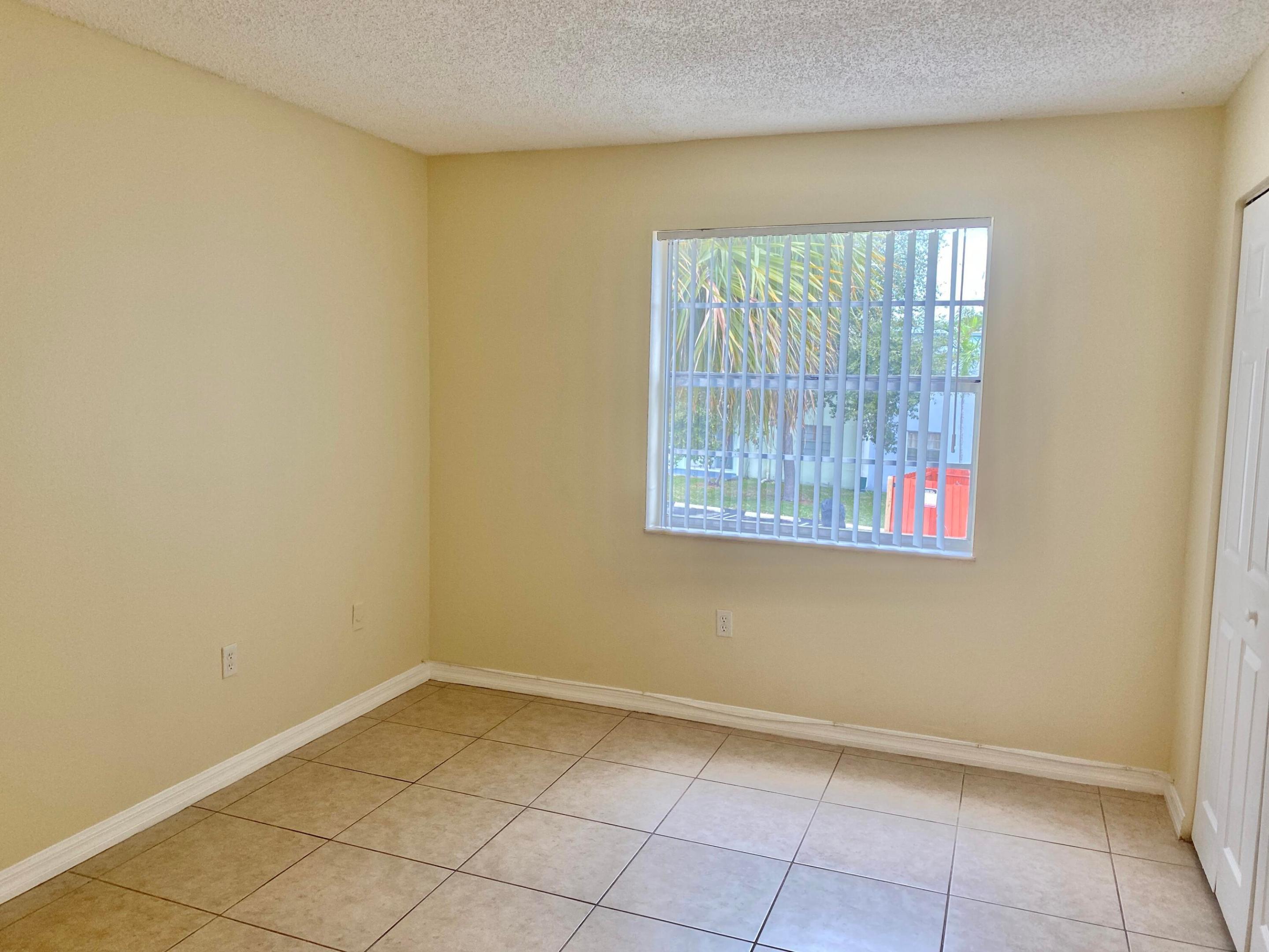405 Executive Center Drive 208 Property Photo 18