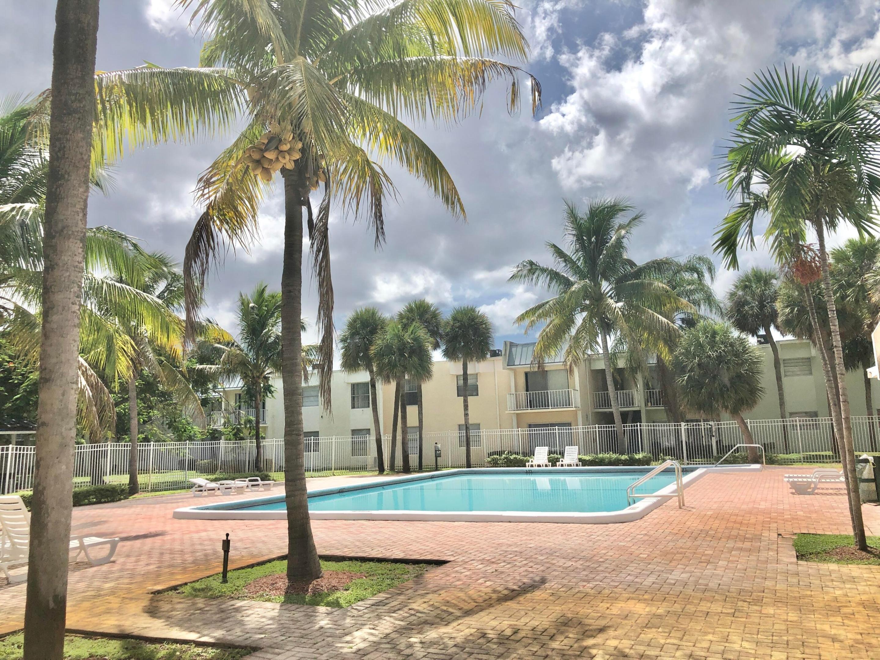405 Executive Center Drive 208 Property Photo 28