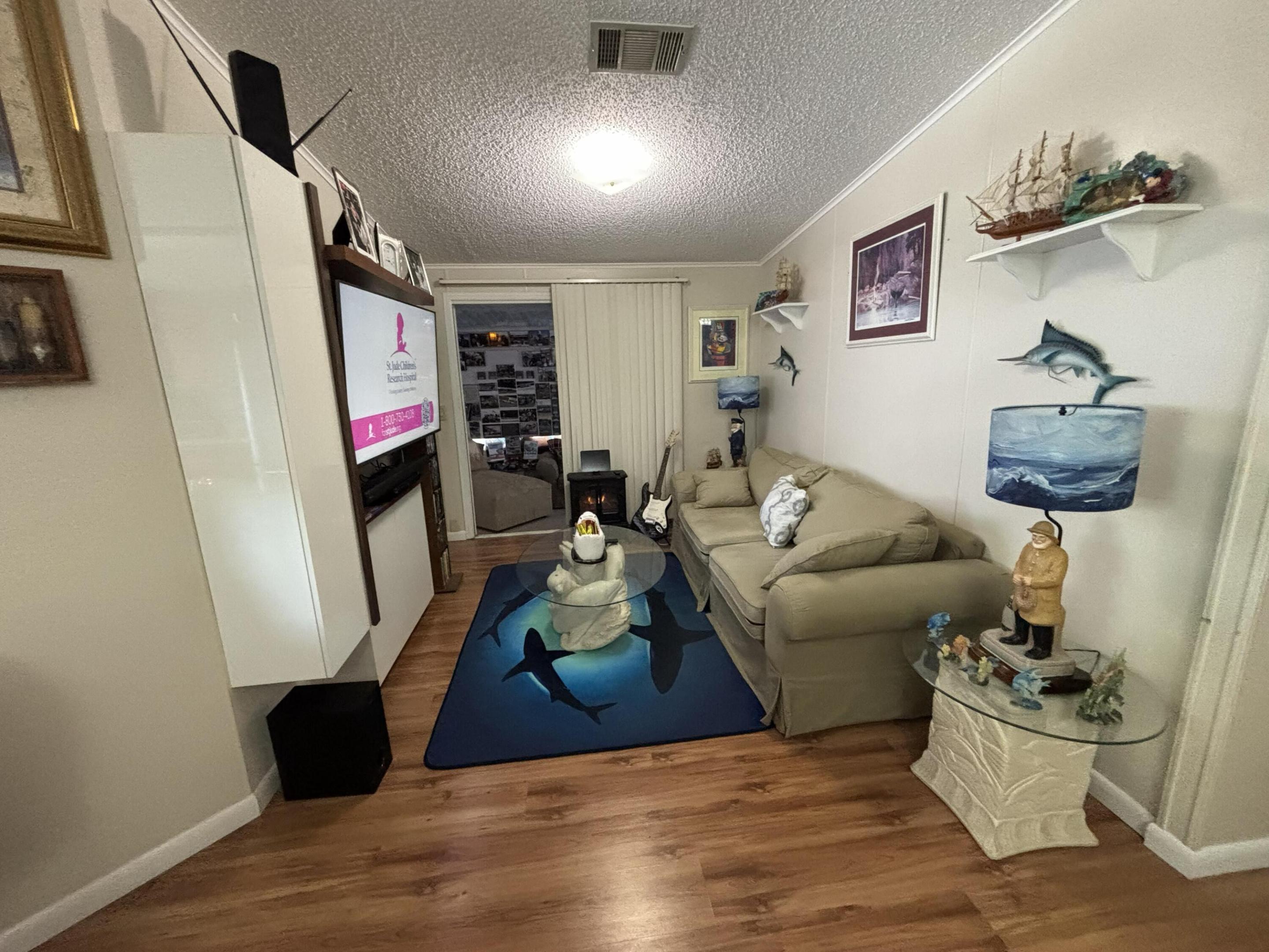 4520 Nw 68th Place Property Photo 8