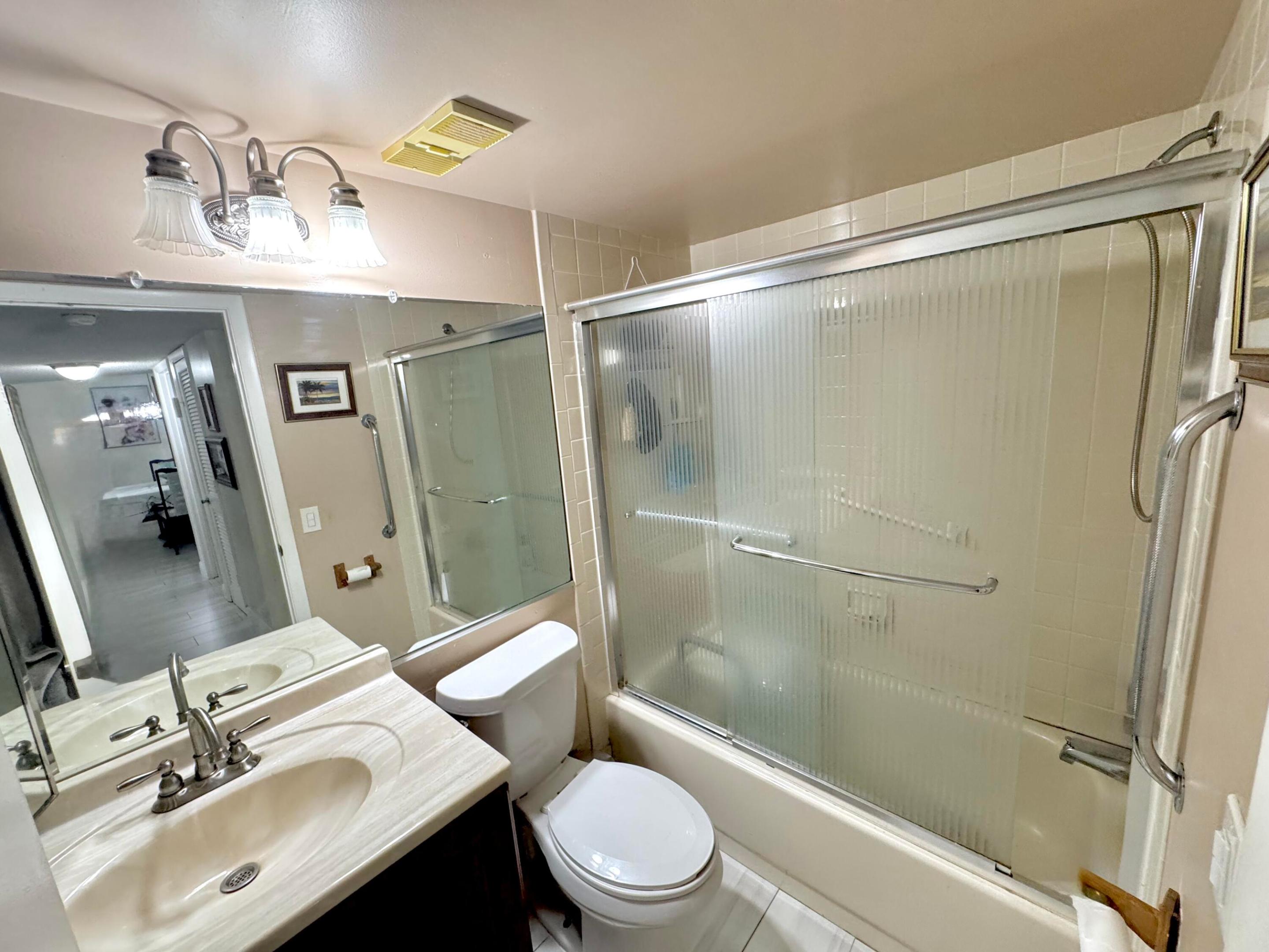 4930 E Sabal Palm Boulevard 107 Property Photo 10