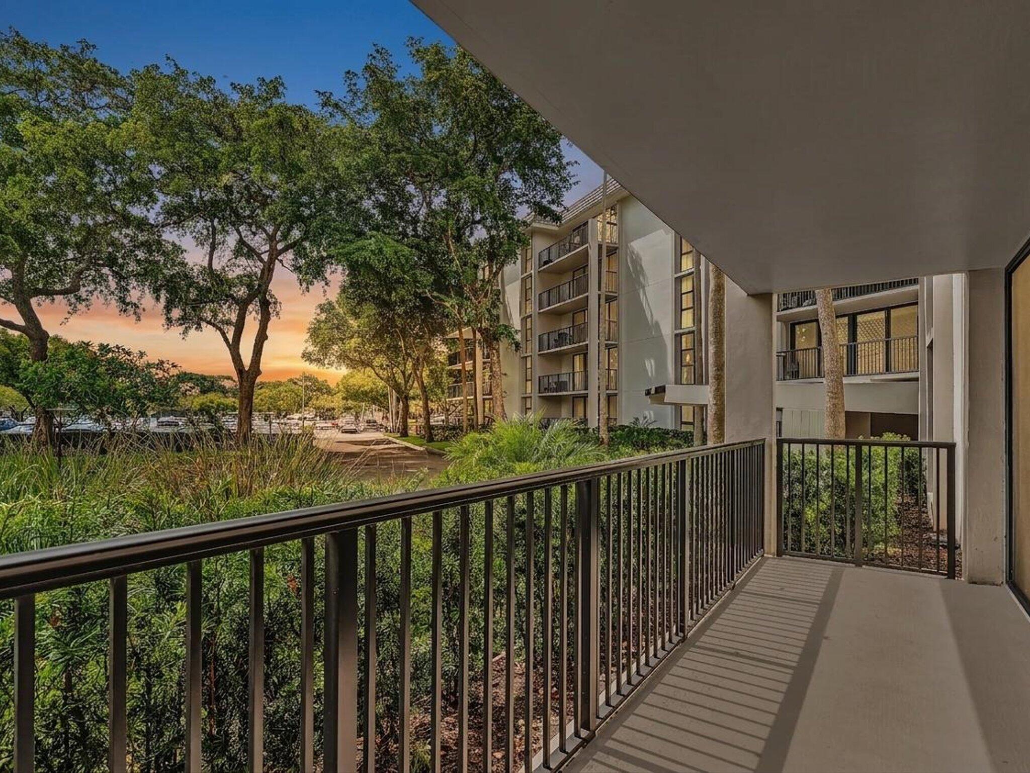 1350 River Reach Drive 111 Property Photo 16