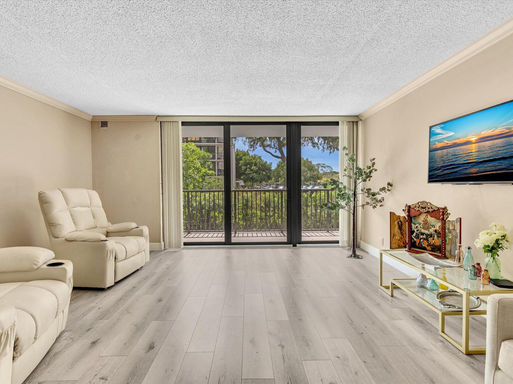 1350 River Reach Drive 111 Property Photo 25