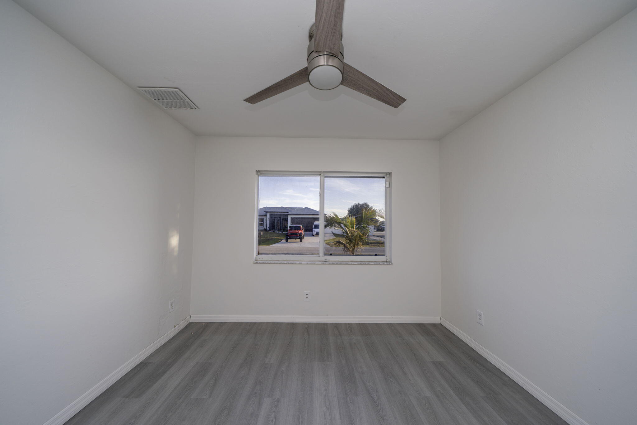 4306 11th Street Sw Property Photo 11