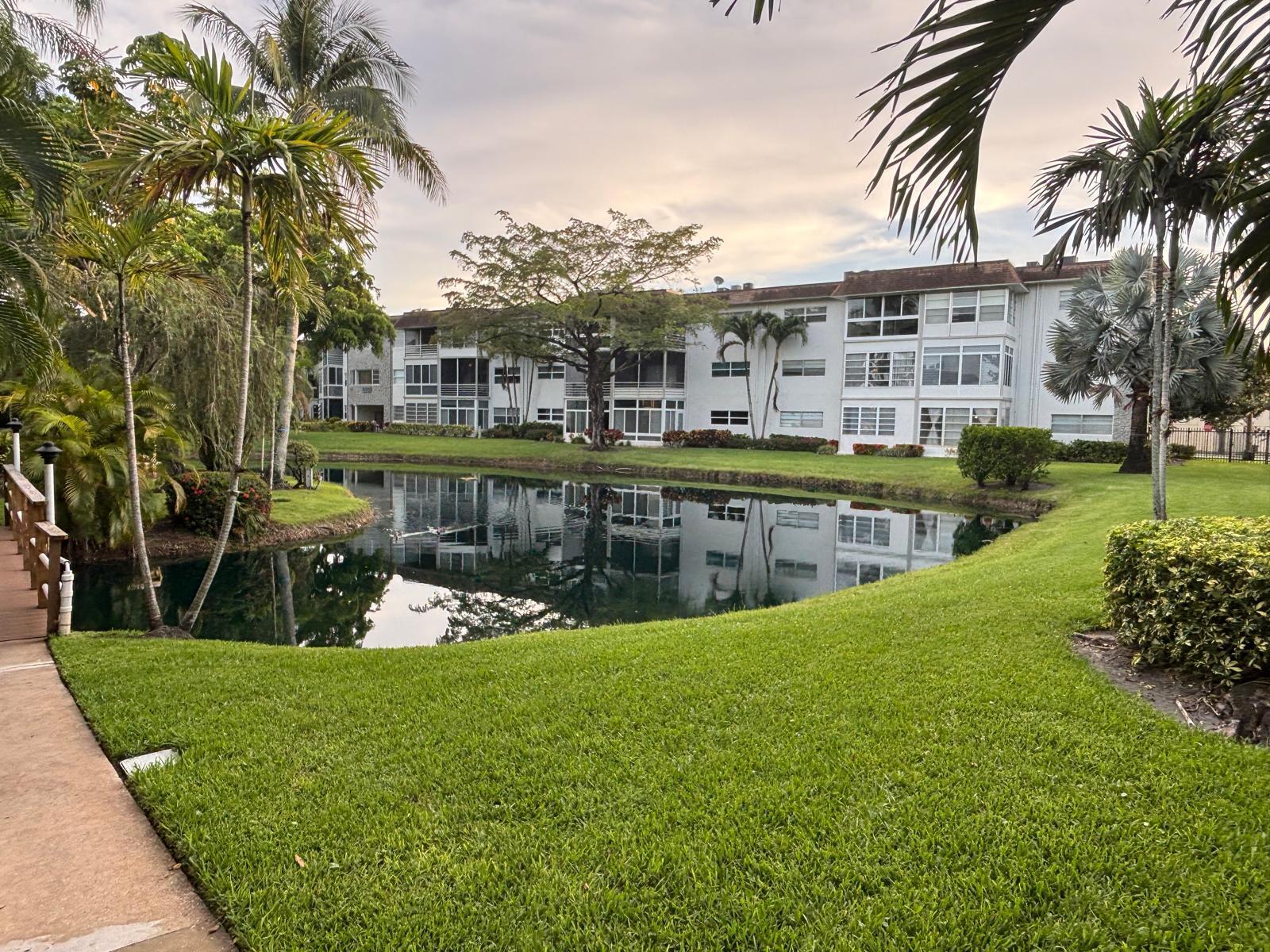 5171 W Oakland Park Boulevard 308 Property Photo 1
