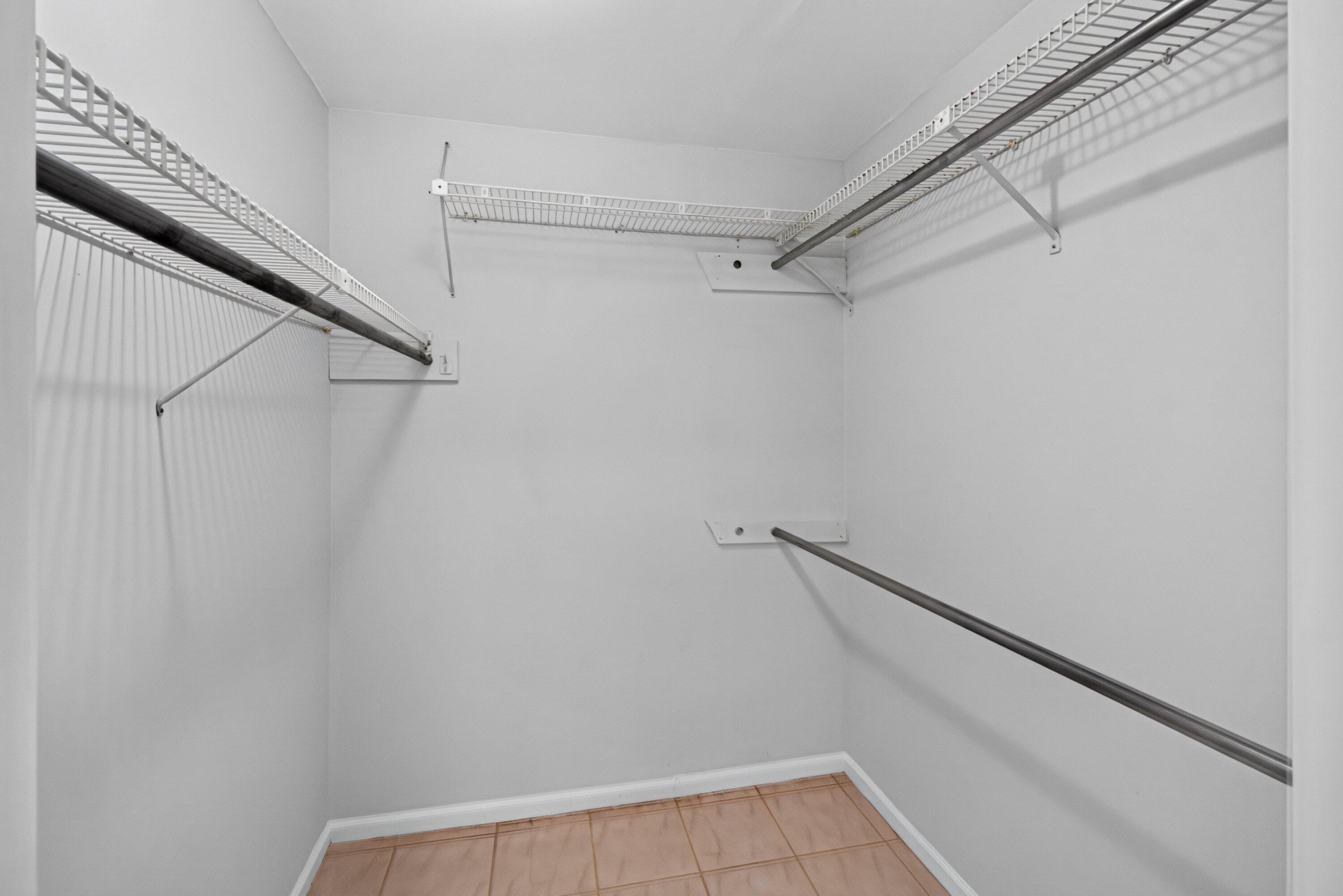 9830 Bischofia Tree Way Property Photo 20