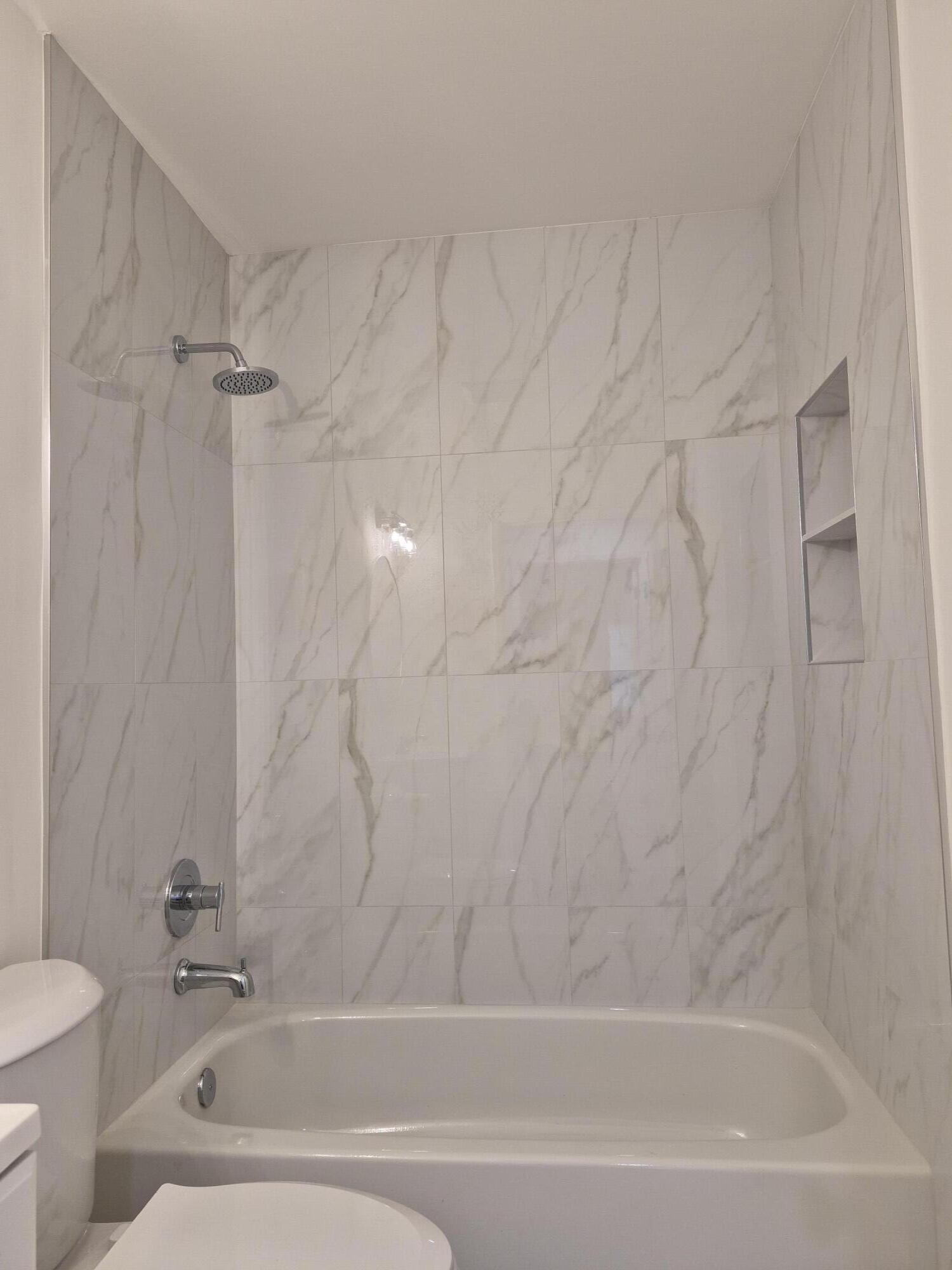 8101 Sweetbriar Way Property Photo 13
