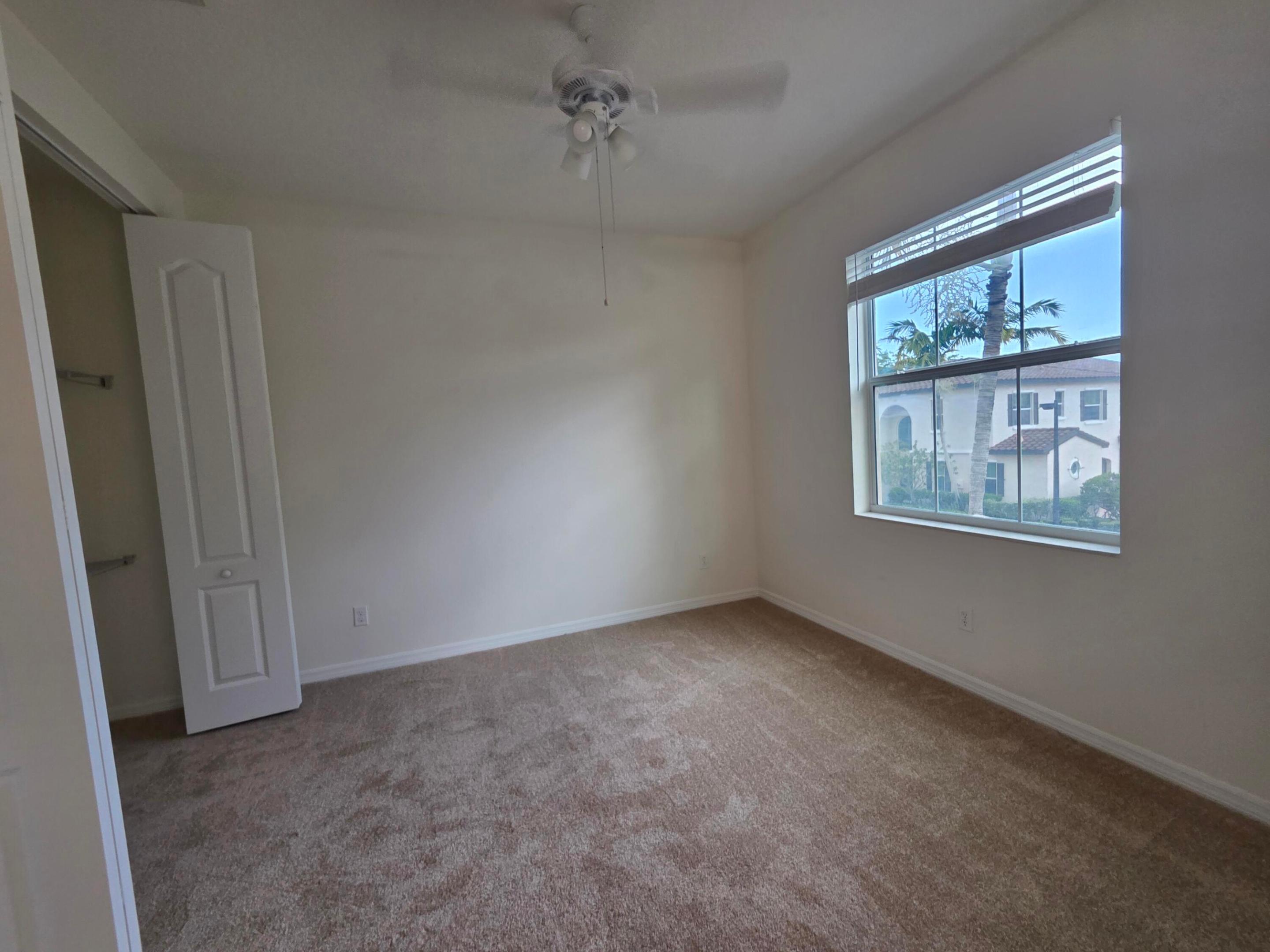 4507 Mediterranean Circle Property Photo 10