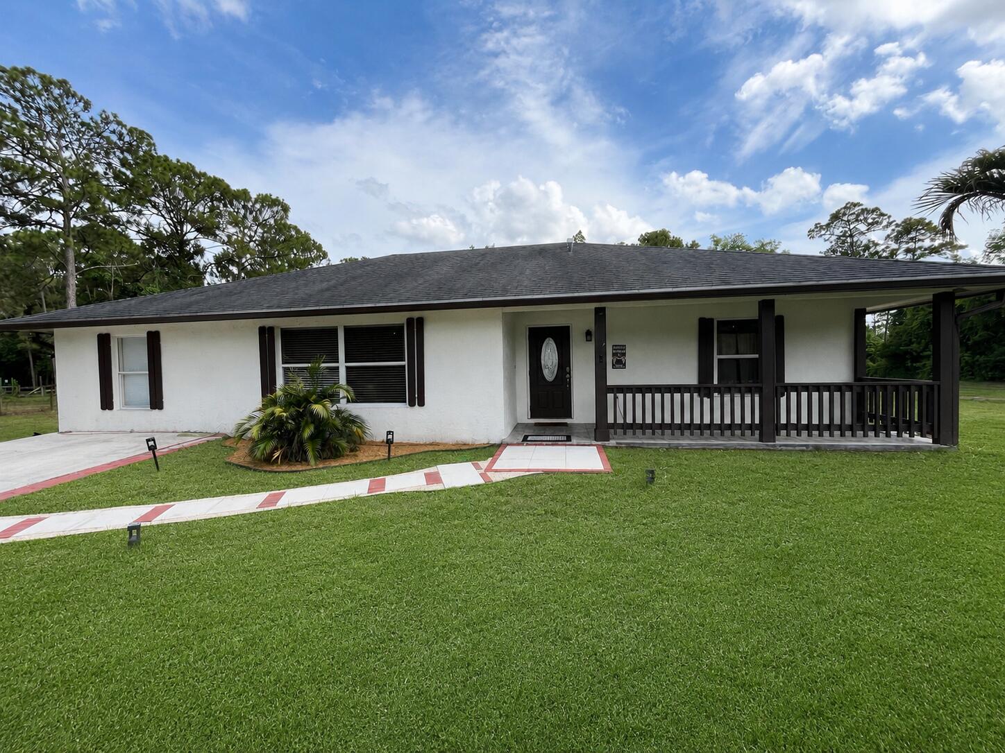 14732 66th Street N Property Photo 1