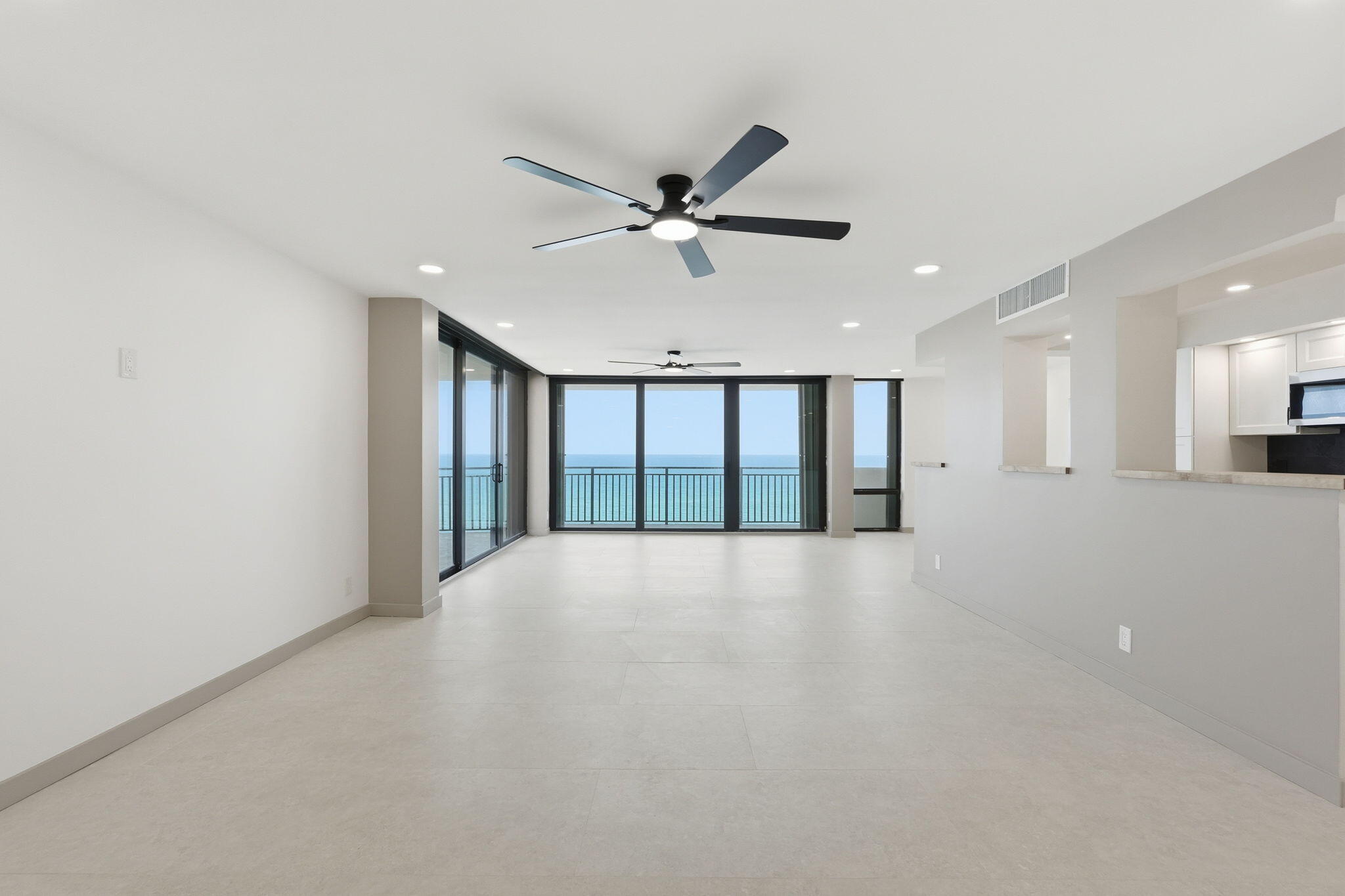 5460 N Ocean Drive 6a Property Photo 23