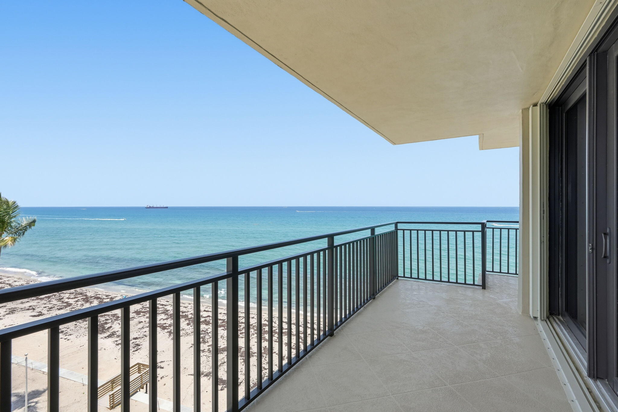 5460 N Ocean Drive 6a Property Photo 41