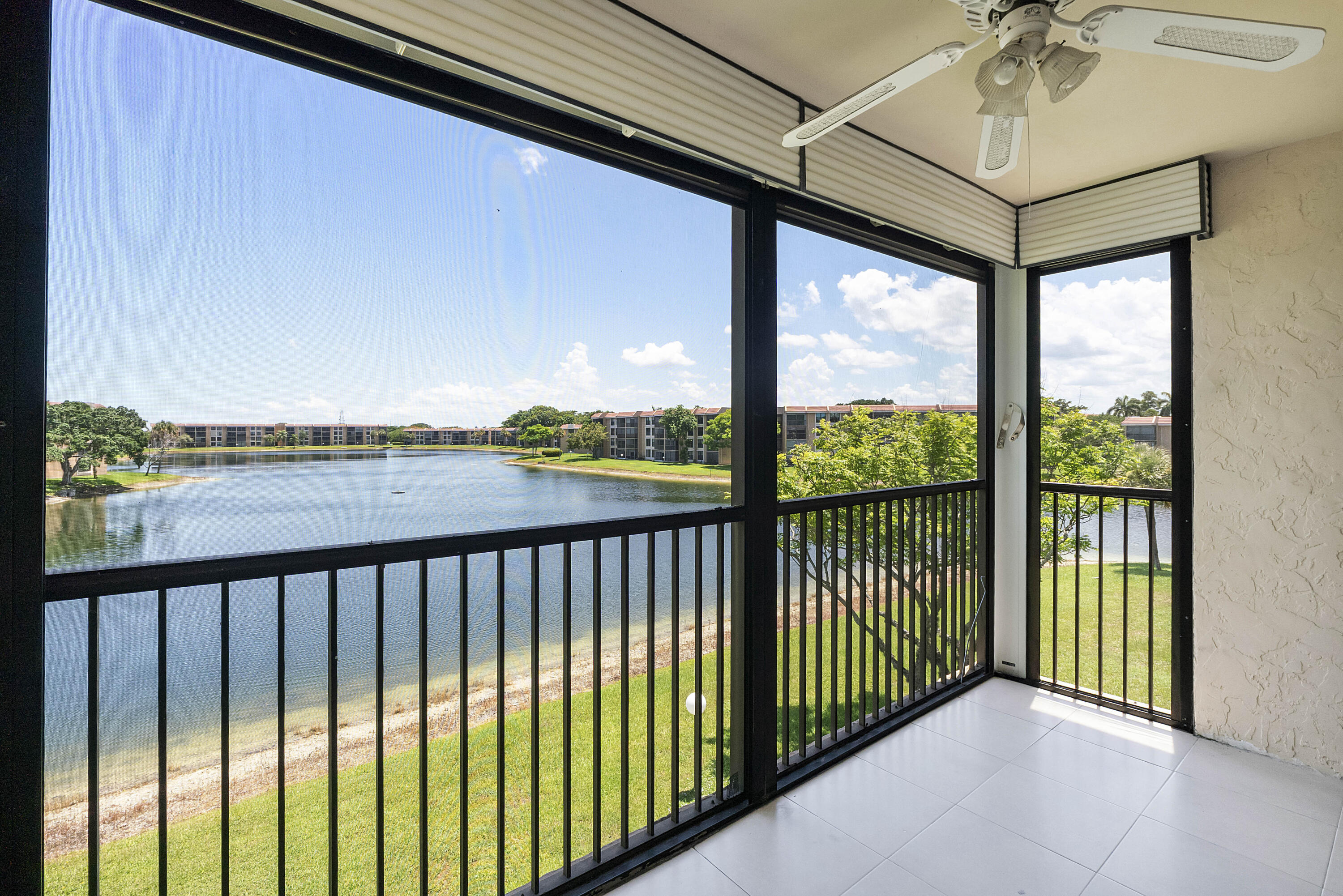 5828 Coral Lake Drive Property Photo 14