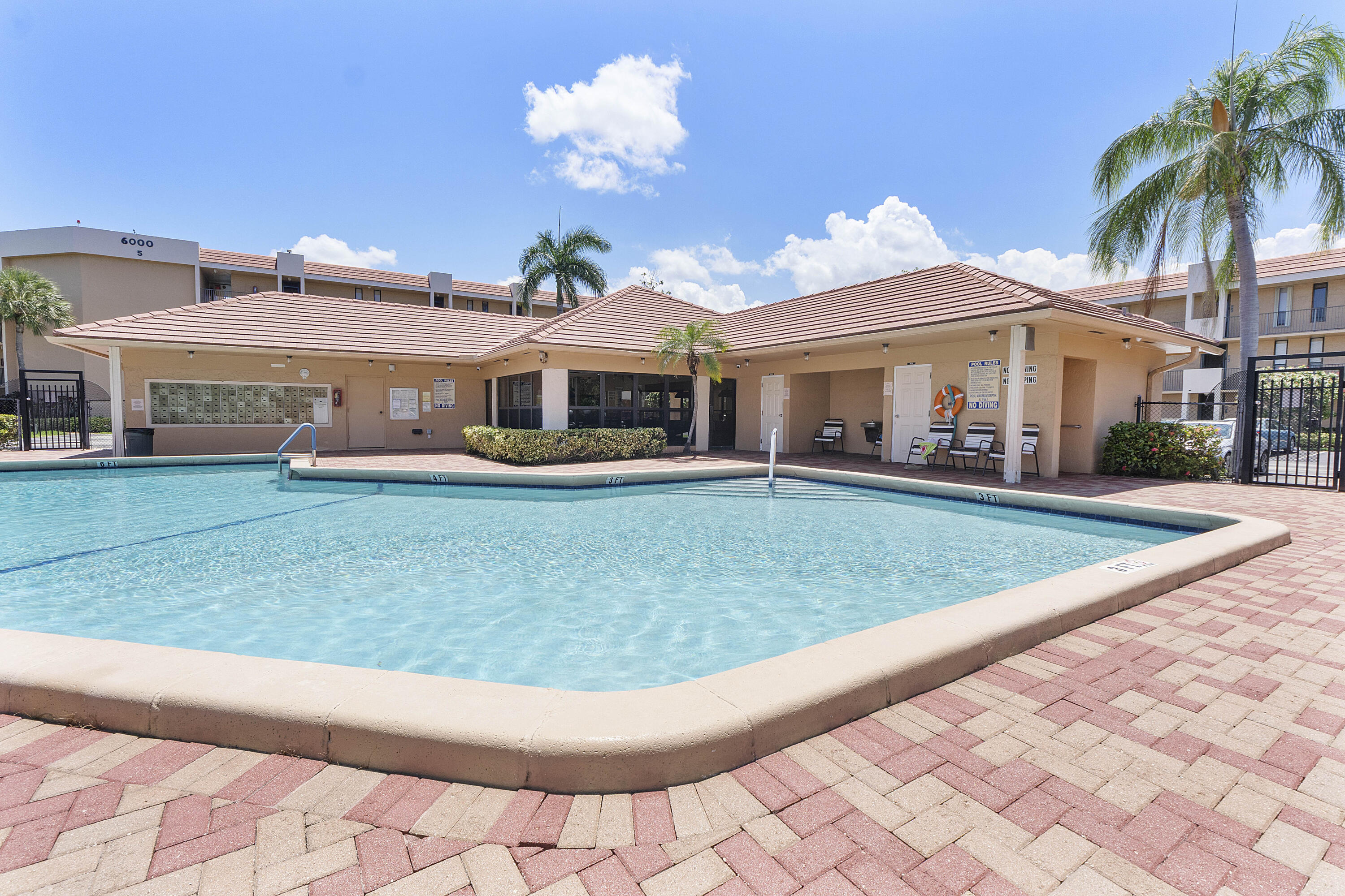 5828 Coral Lake Drive Property Photo 41