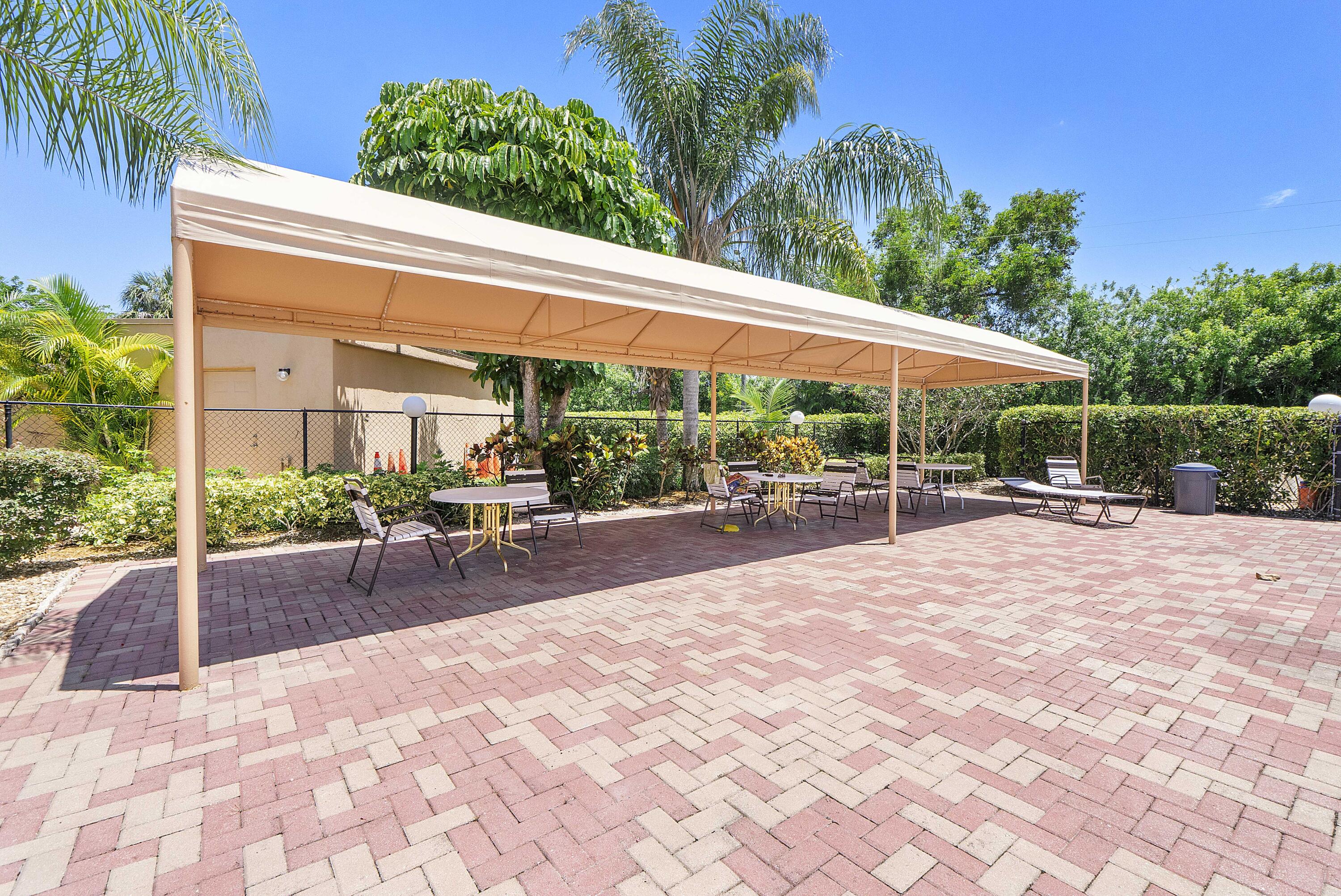 5828 Coral Lake Drive Property Photo 43