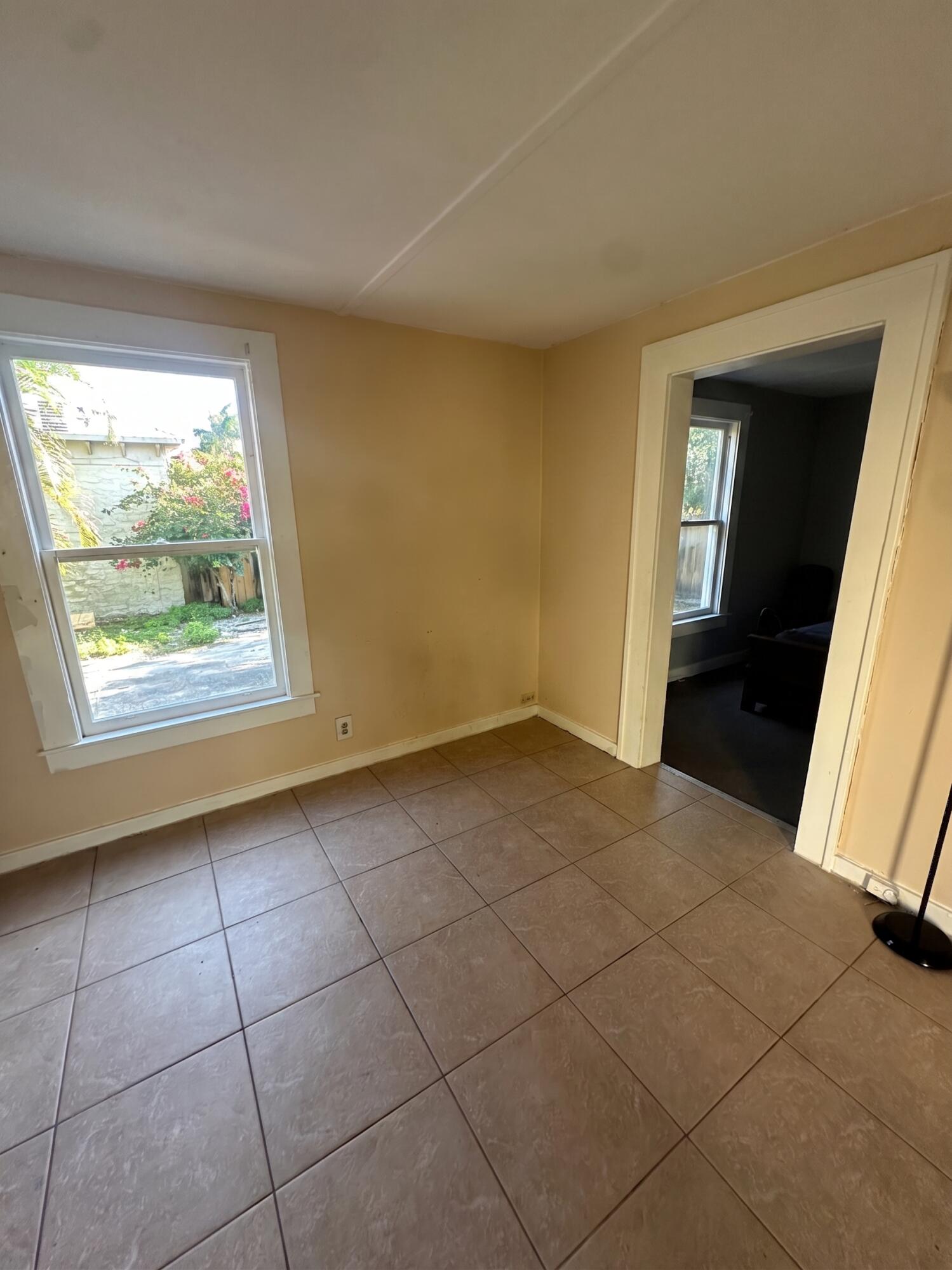 616 37th Street #2 Property Photo 5