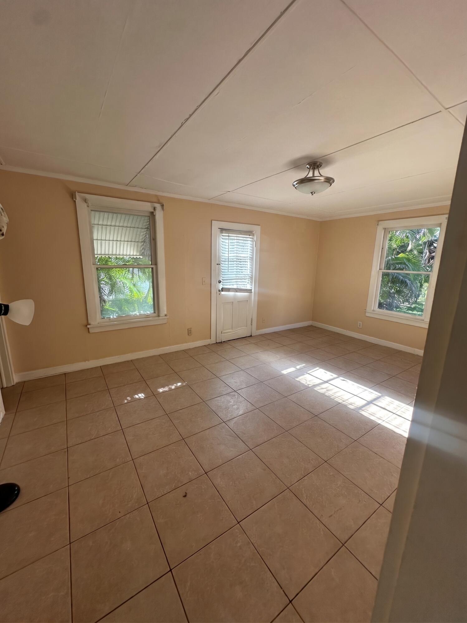 616 37th Street #2 Property Photo 6
