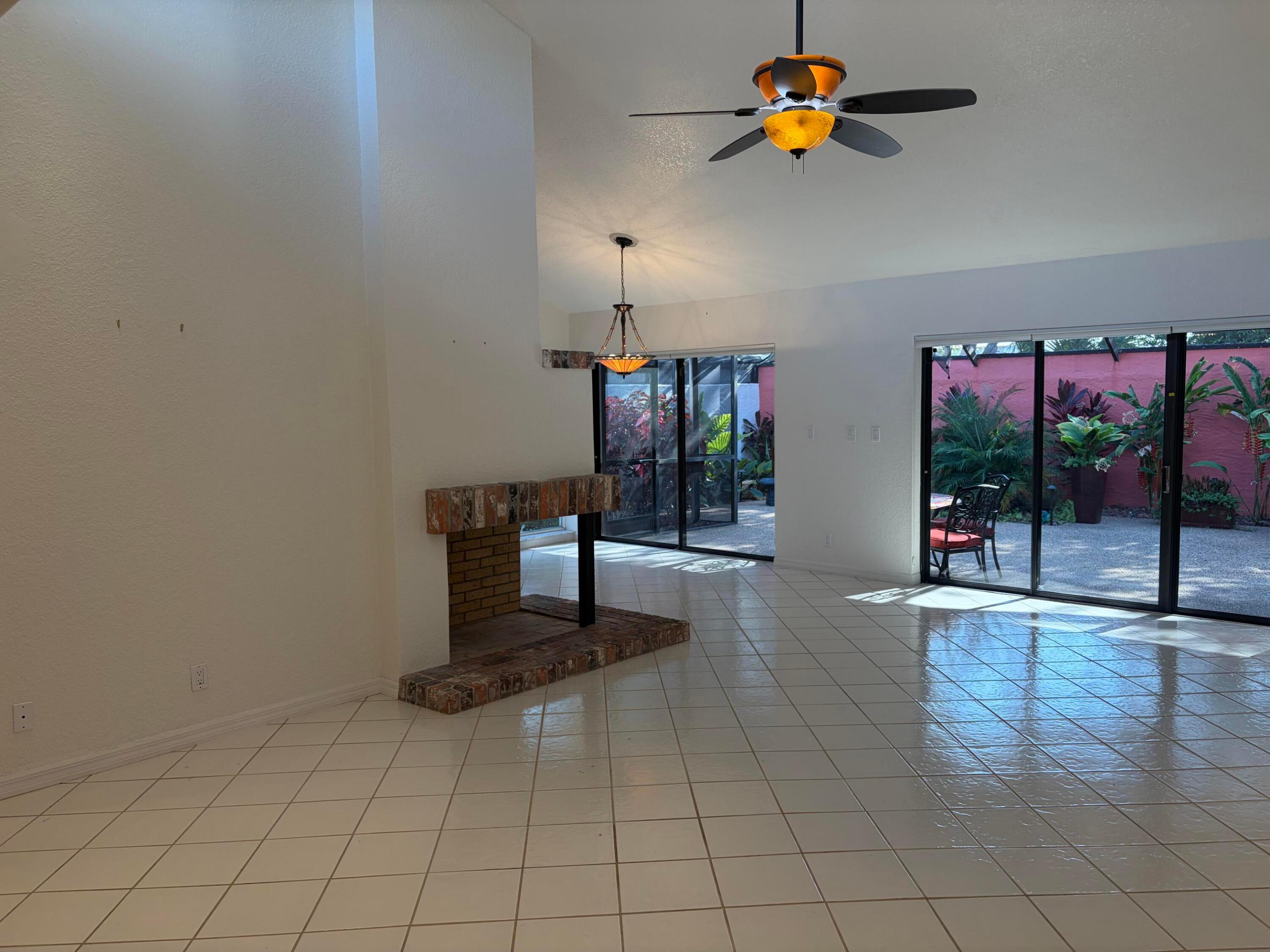 21435 Campo Allegro Drive Property Photo 15