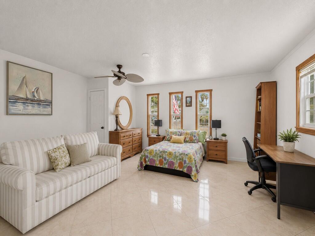 2405 Blossom Court Property Photo 14