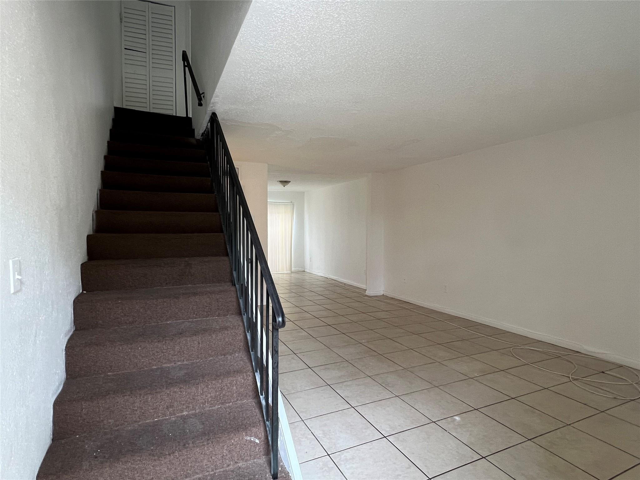 2442 Nw 52nd Avenue 2442 Property Photo 2