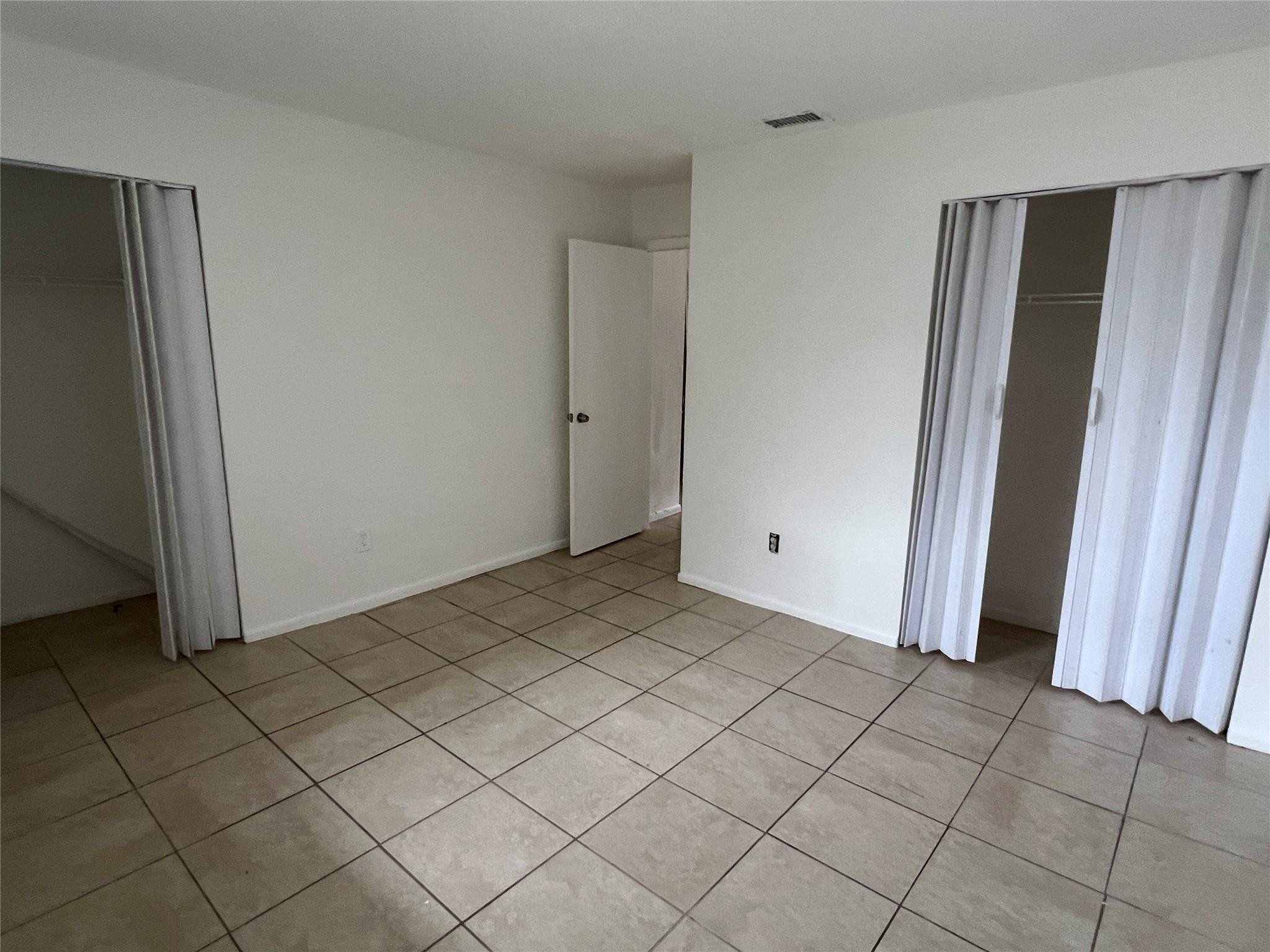 2442 Nw 52nd Avenue 2442 Property Photo 9