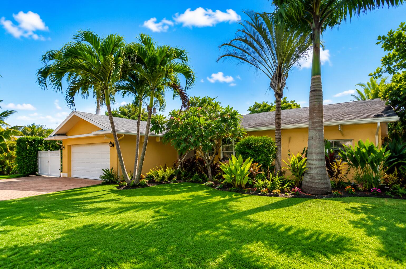 842 Fathom Road W Property Photo 1