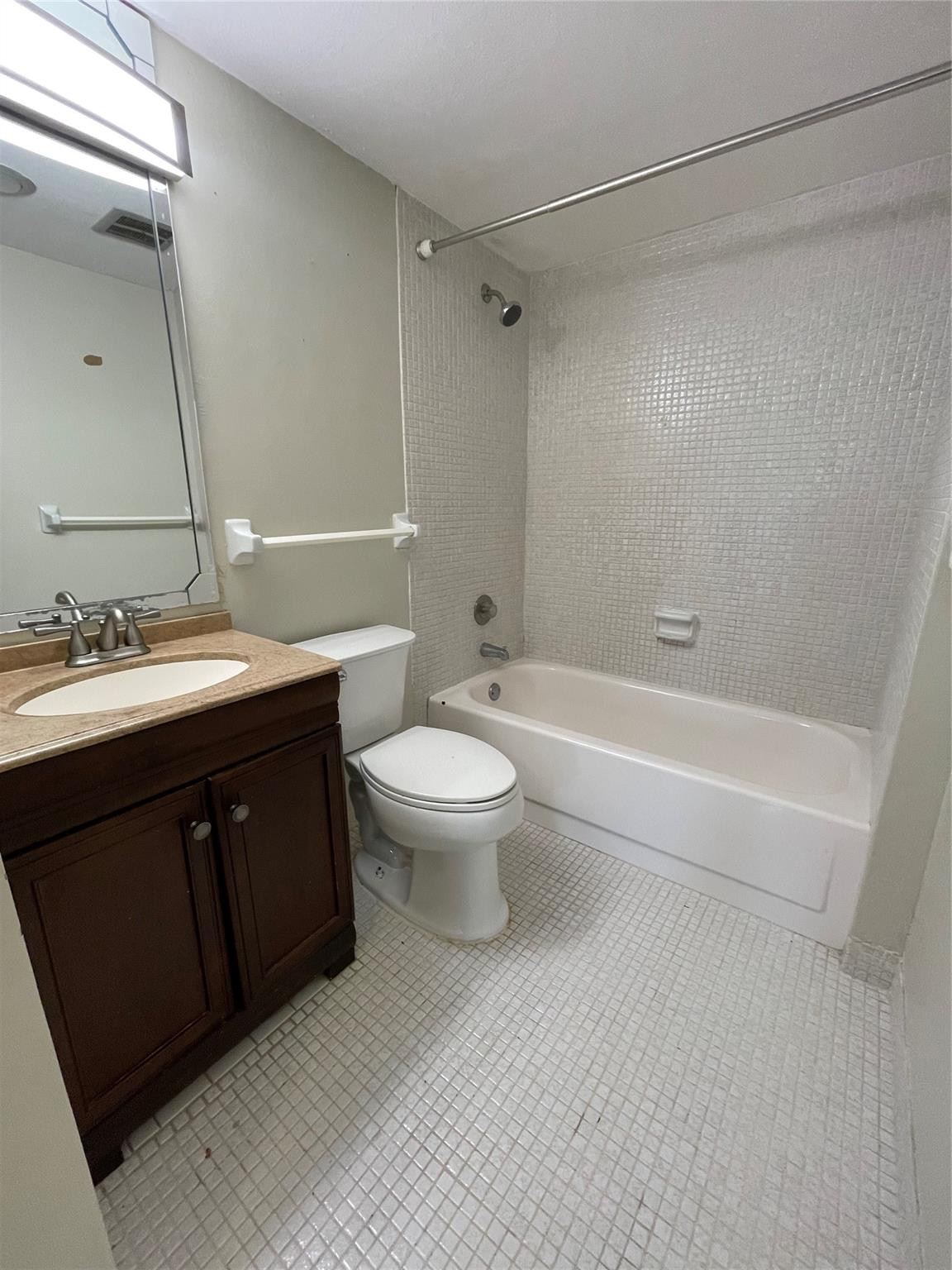 4158 Inverrary Drive 111 Property Photo 16