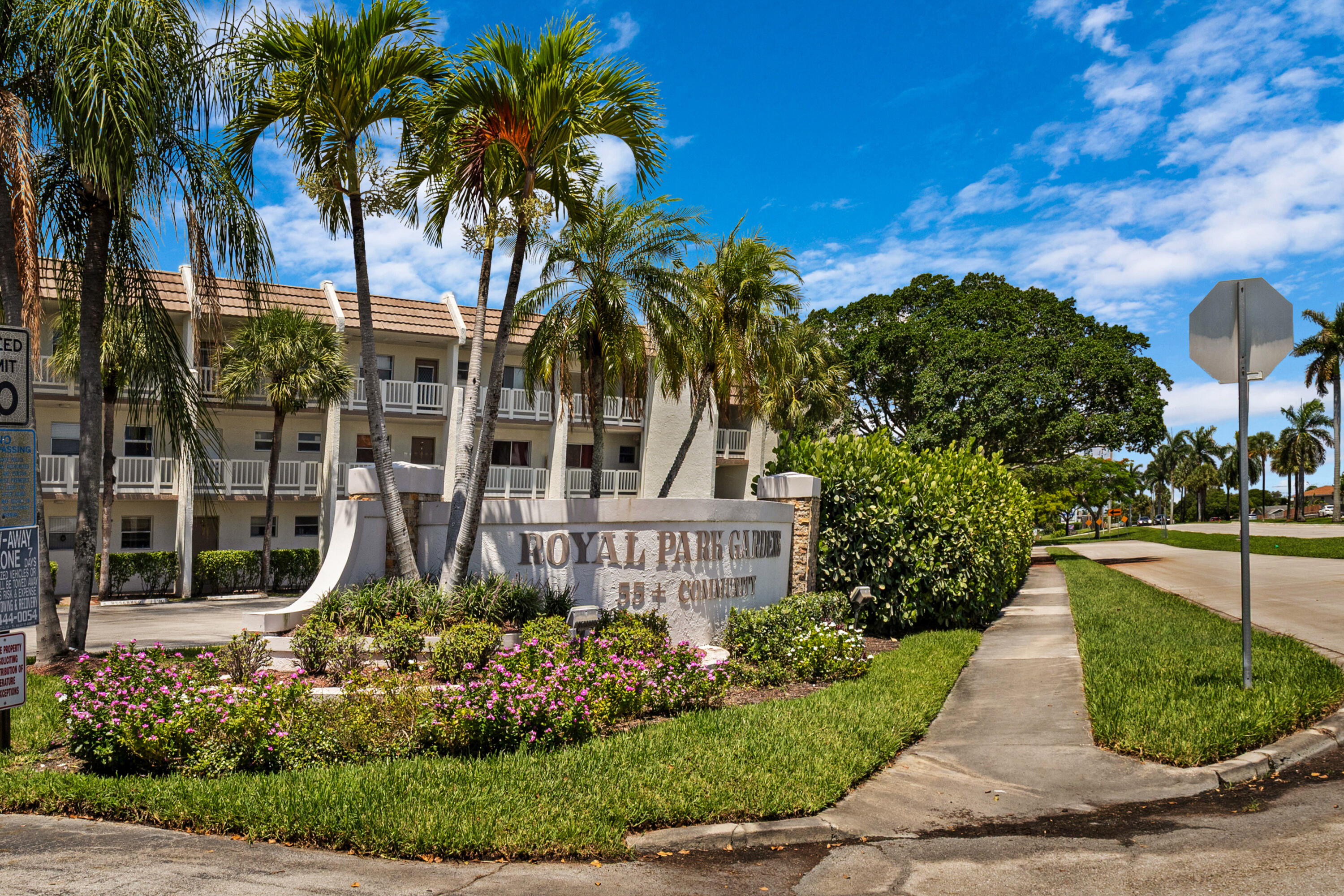 6870 Royal Palm Boulevard 202m Property Photo 1