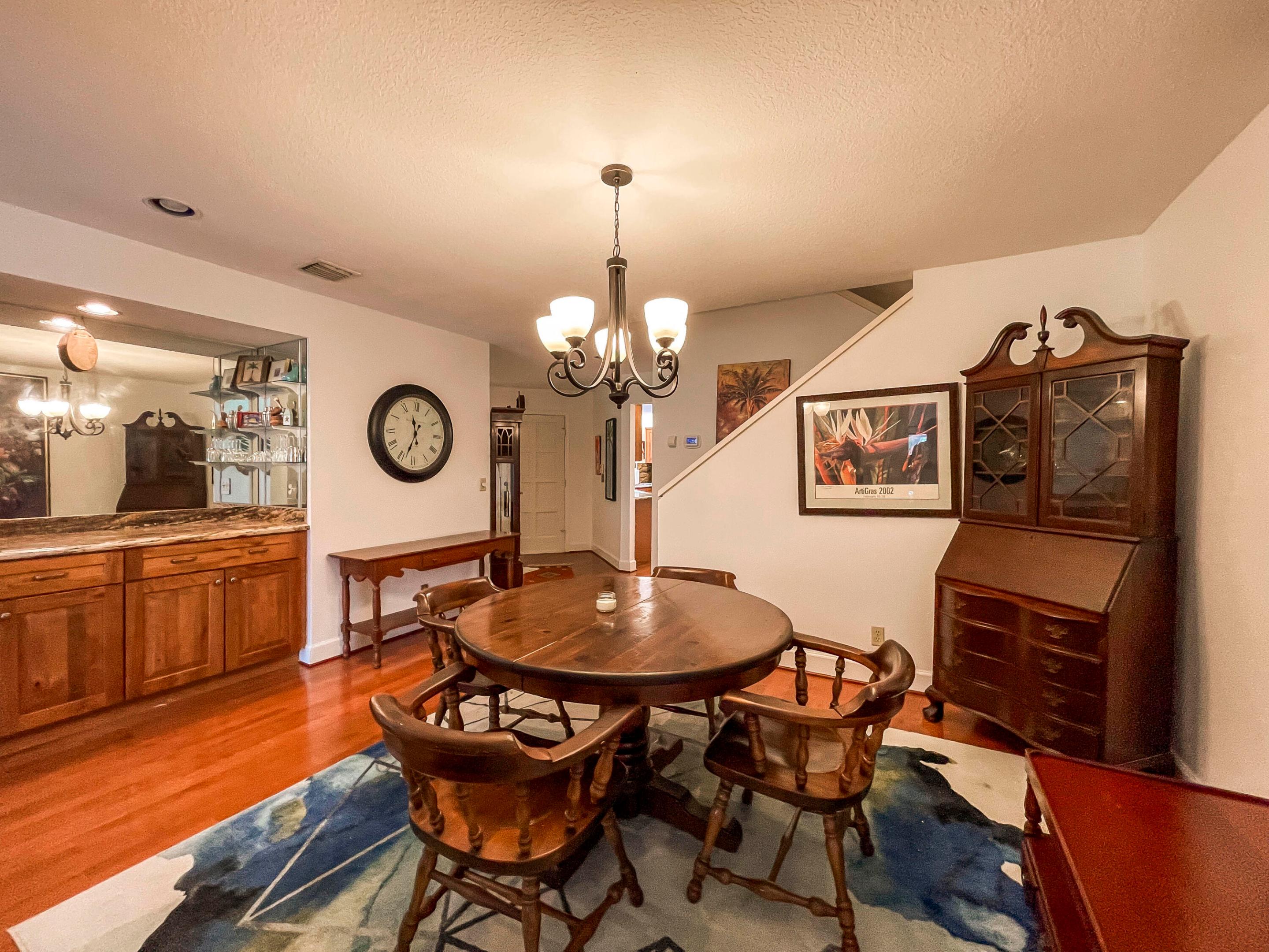 56 Edinburgh Drive Property Photo 6