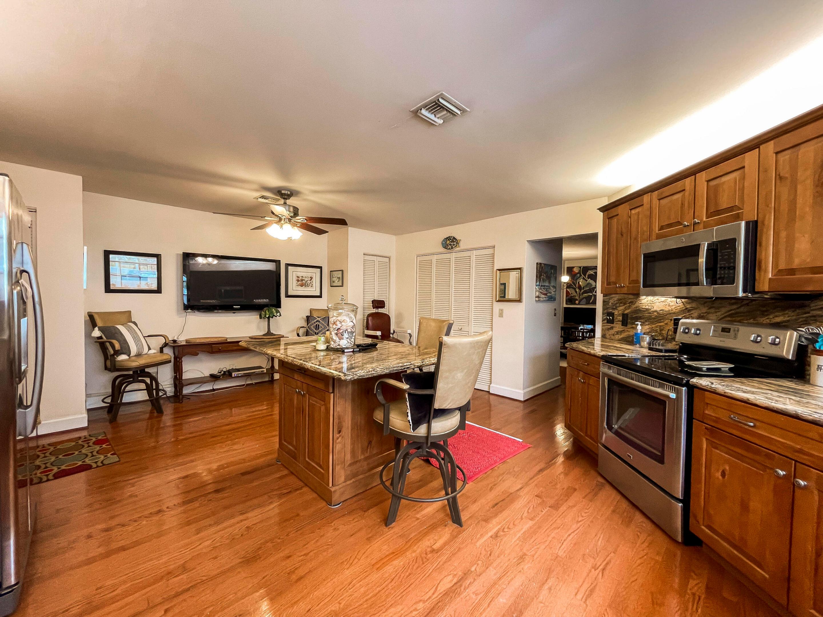 56 Edinburgh Drive Property Photo 8