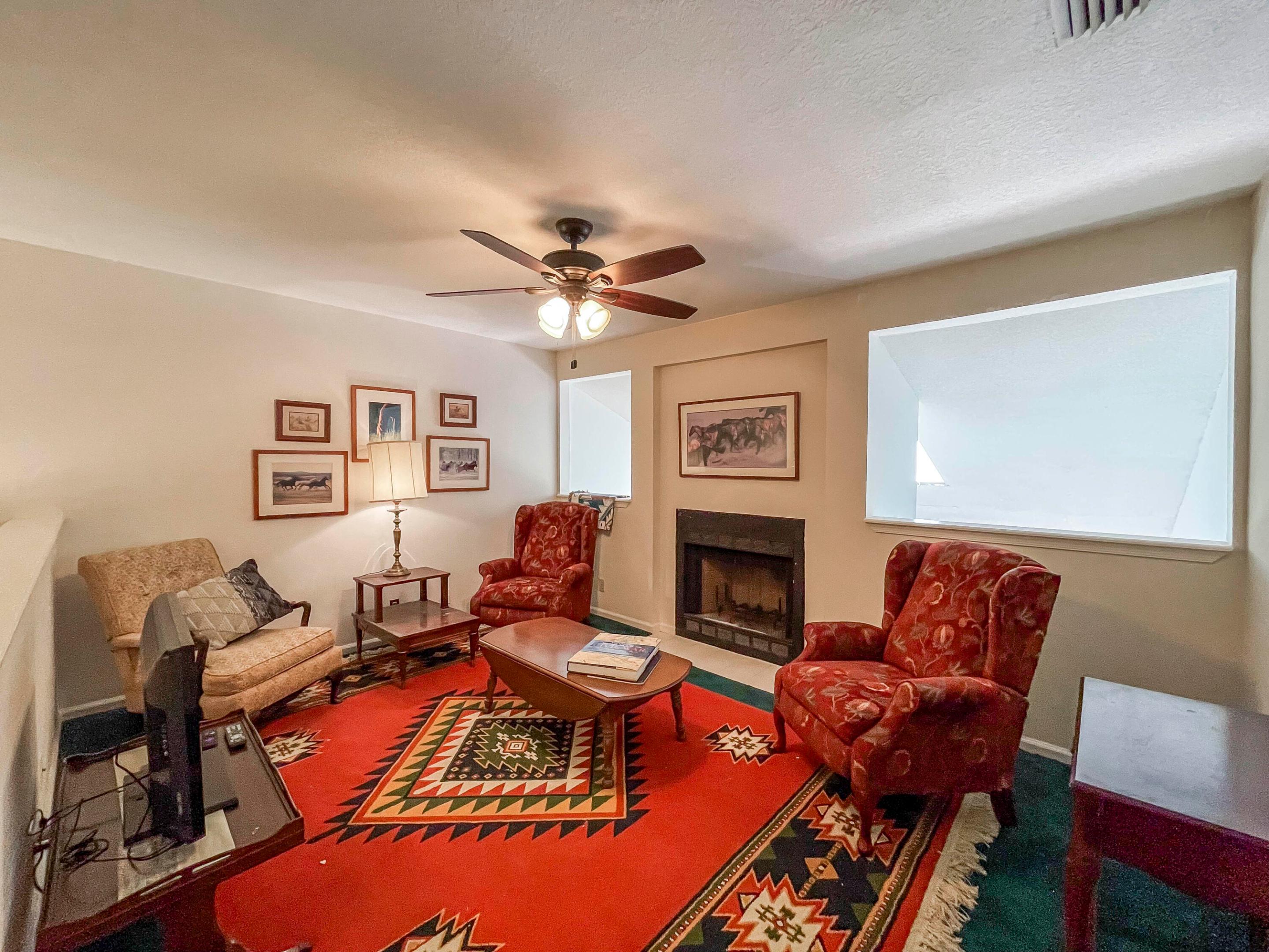 56 Edinburgh Drive Property Photo 11