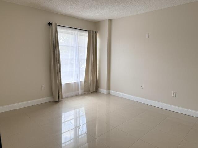 4154 Inverrary Drive 407 Property Photo 17
