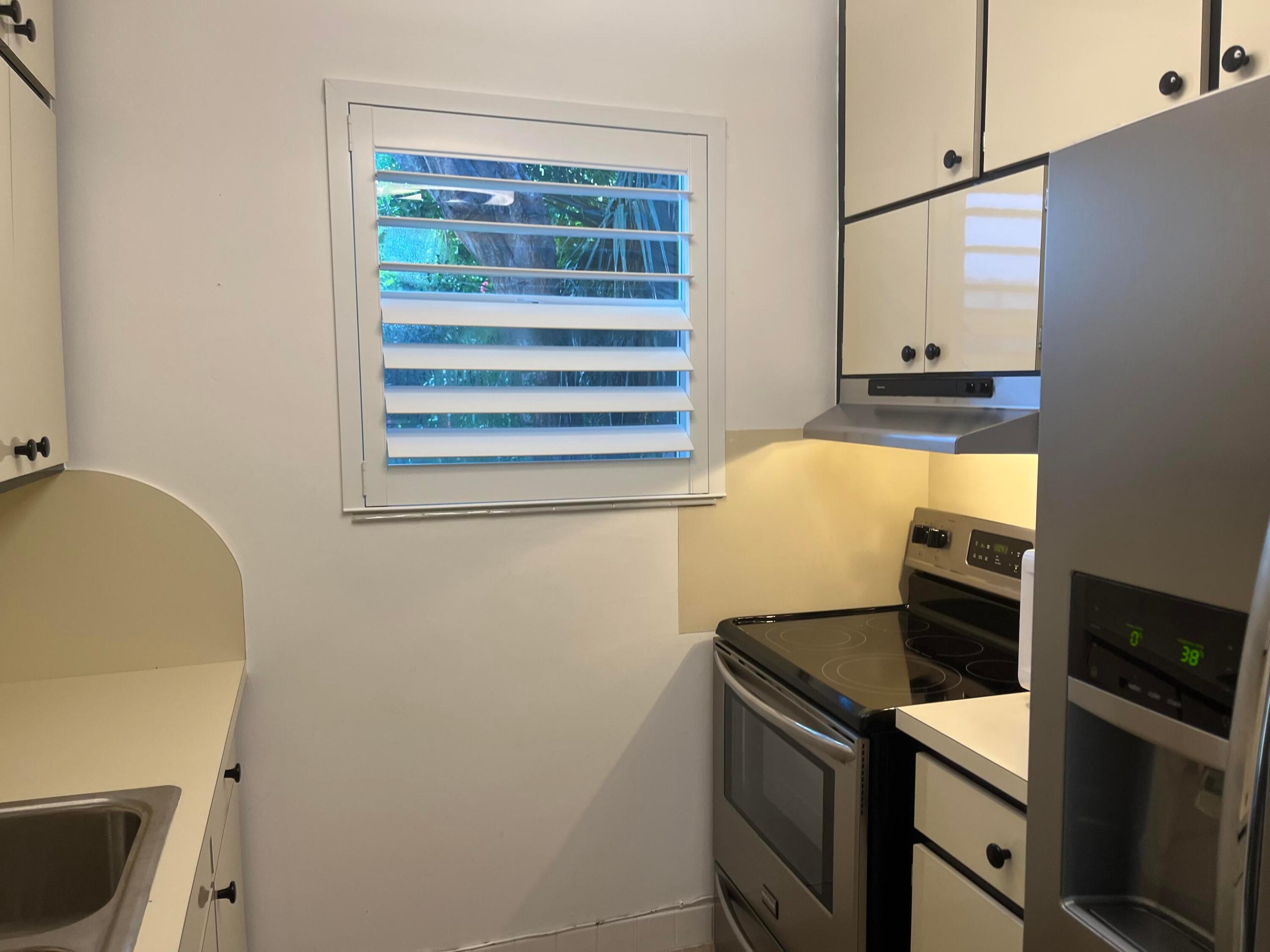 700 Bayshore Drive 21 Property Photo 10