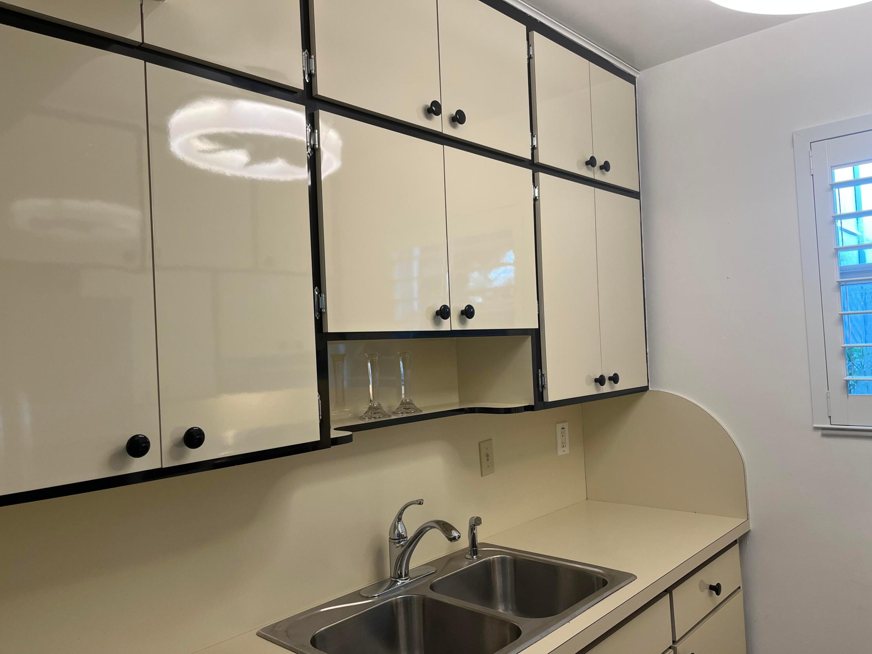 700 Bayshore Drive 21 Property Photo 11